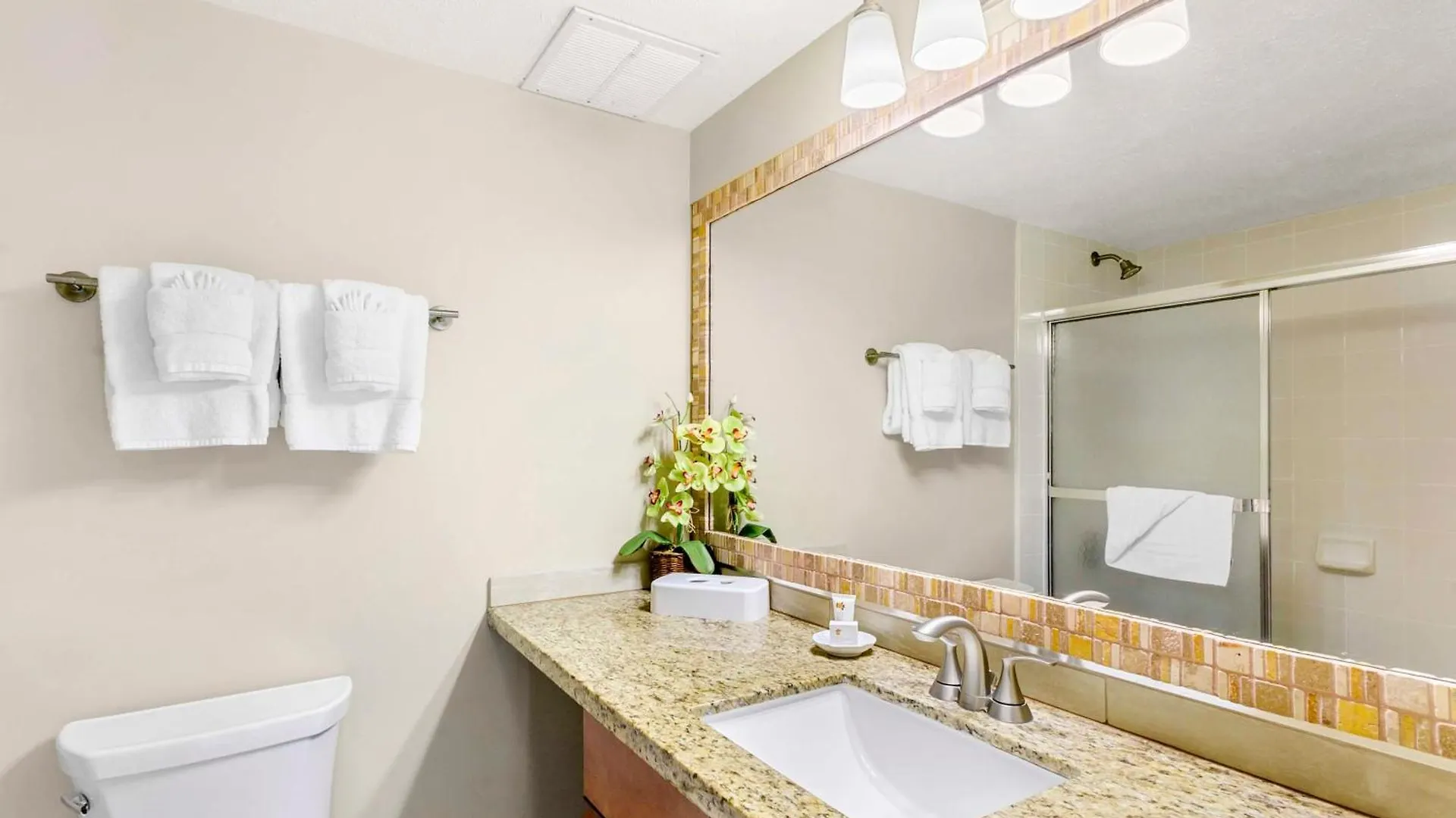 Resort Kahana 3*