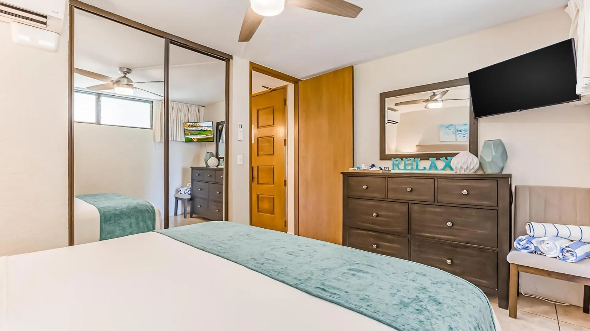 Papakea Apartment
