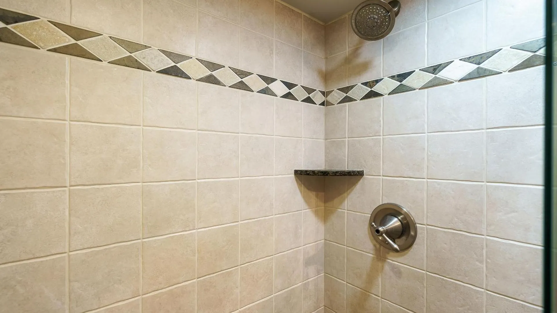 606 - Direct Ocean Front, Ac! *