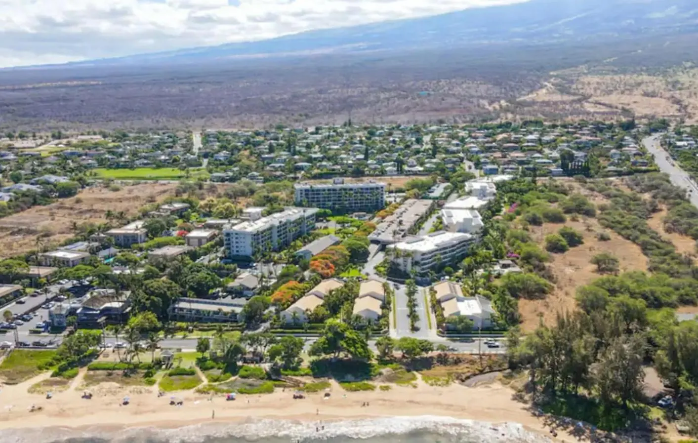10 Pick! Walk To Beach, Shops, Dining And Pool *