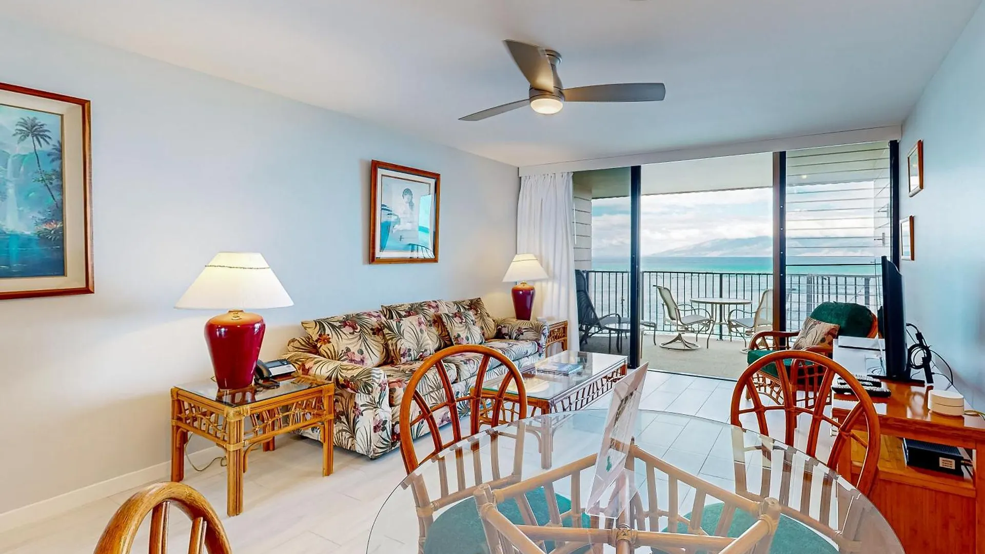 Reef 413 Apartment