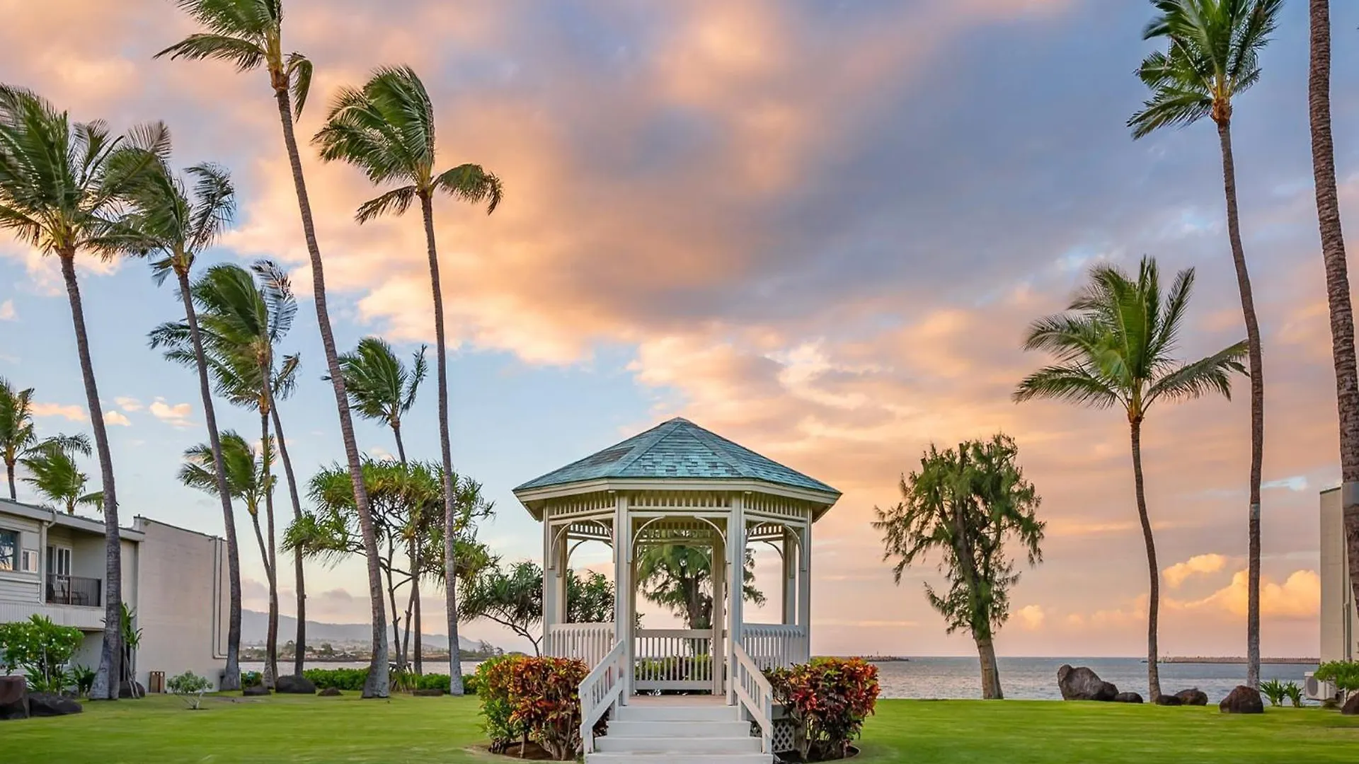 Maui Hotel