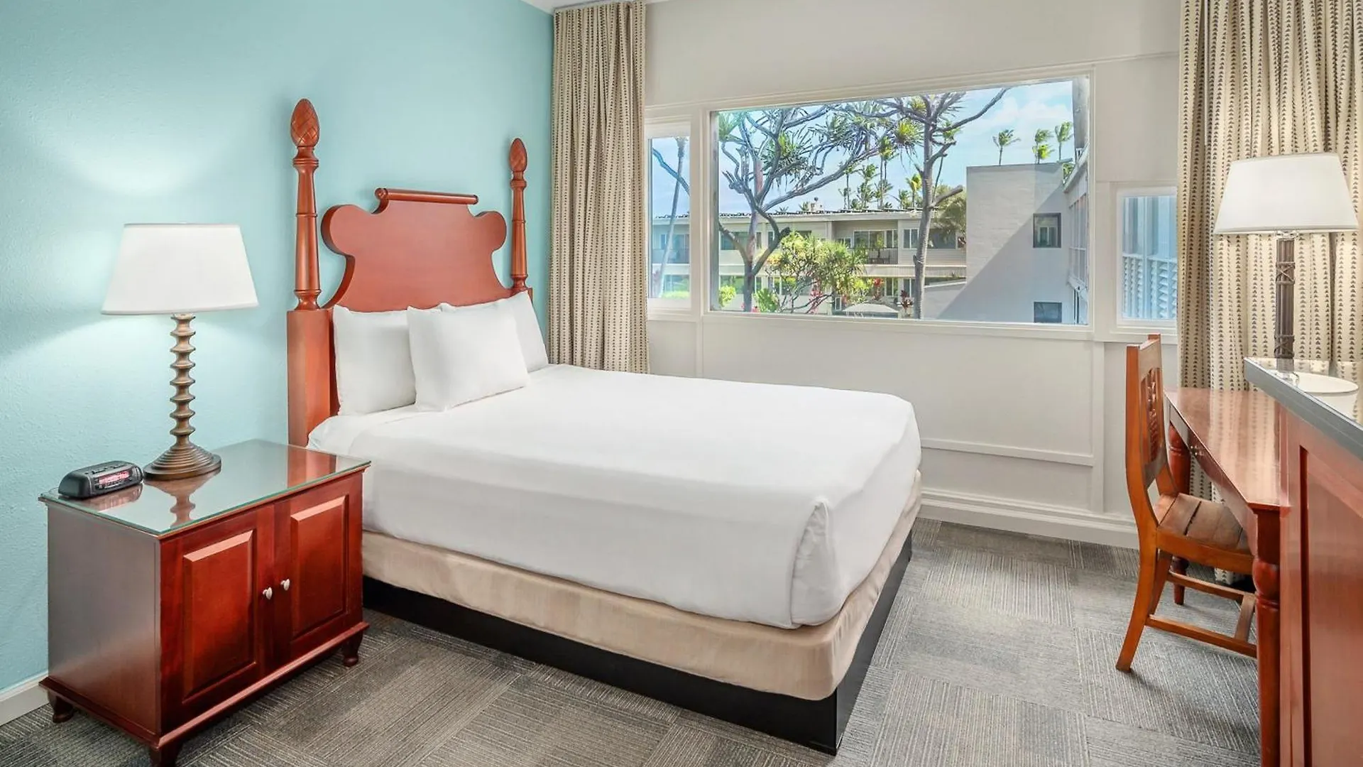 Hotel Maui Kahului