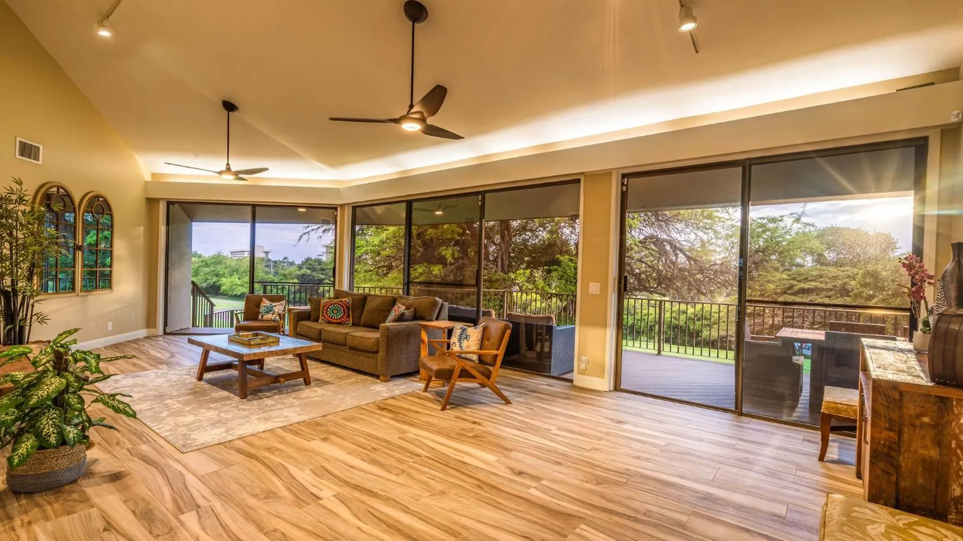 Kaanapali Hini New Pool - Fully Remodeled - Across The Street From Kaanapali *