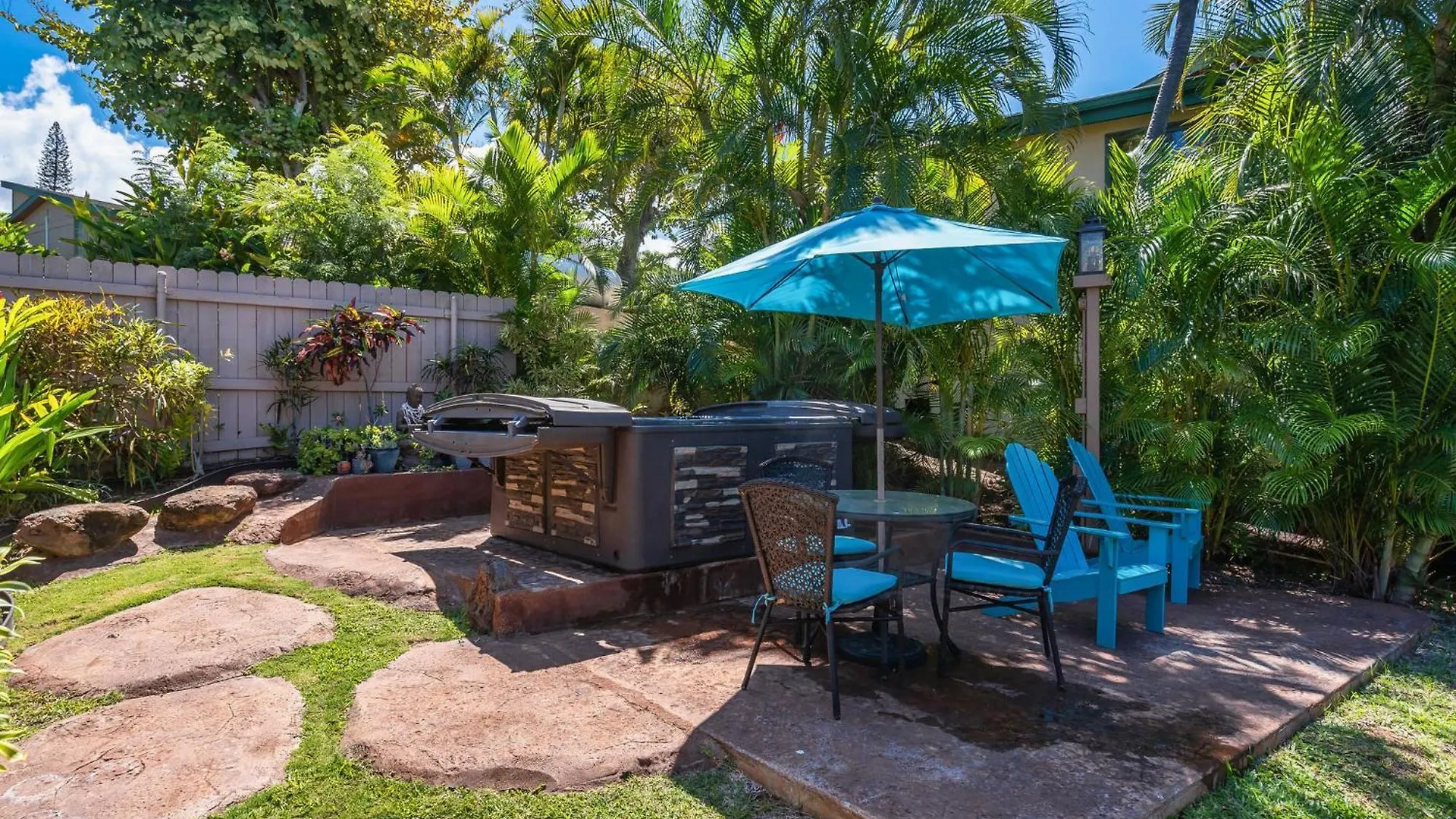 Kaanapali Hini New Pool - Fully Remodeled - Across The Street From Kaanapali *