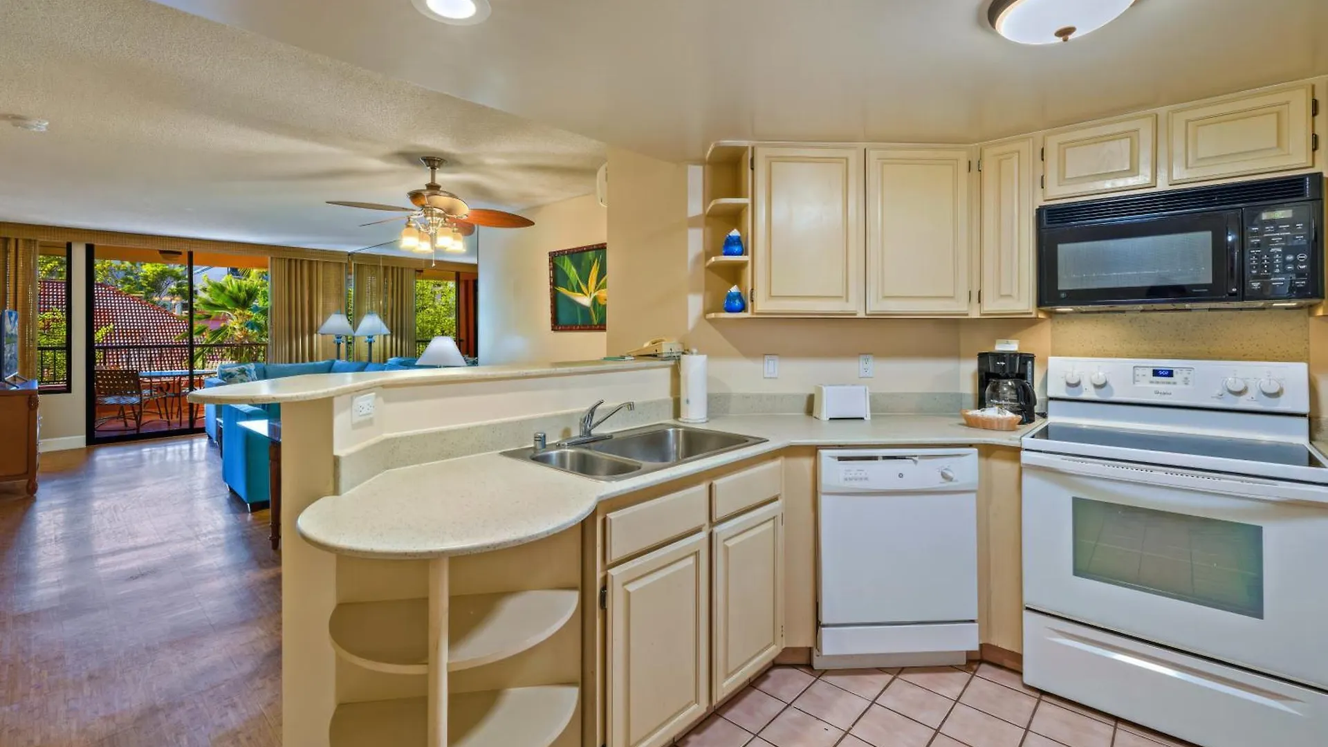 Resort Kahana Falls 3*
