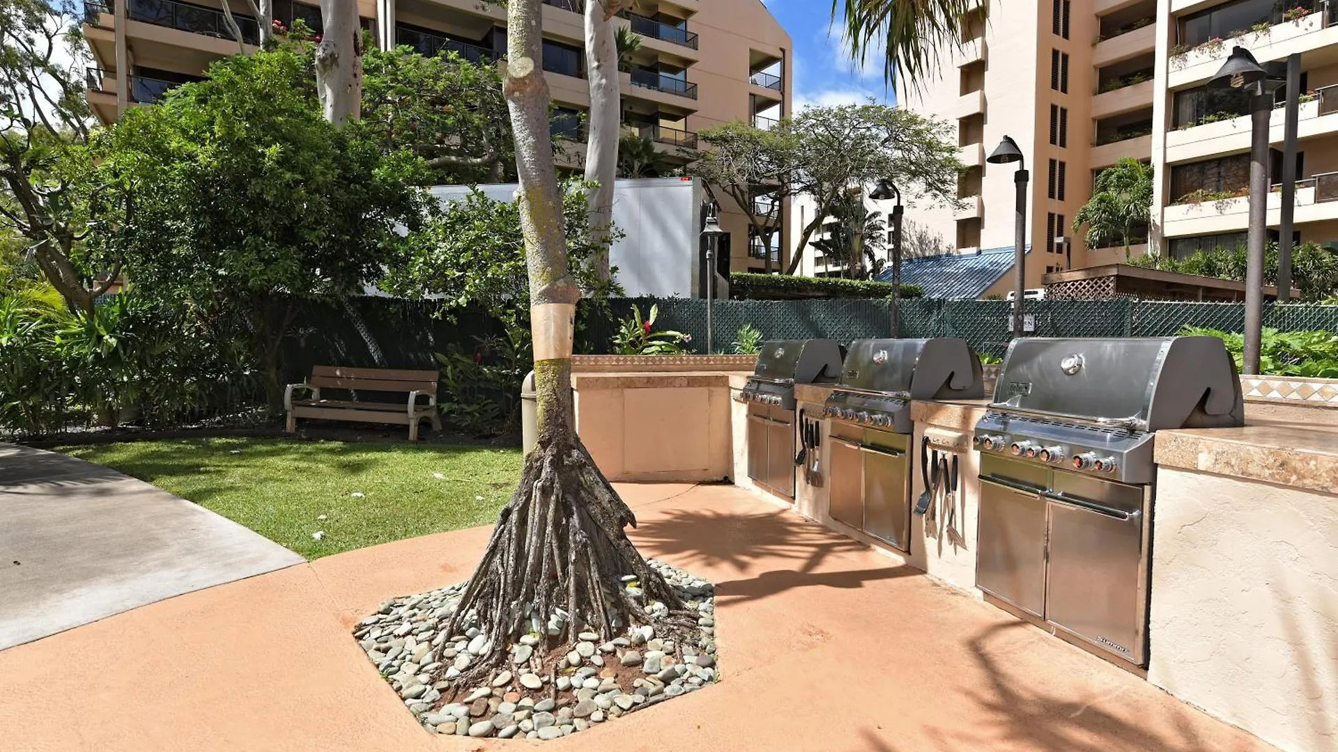 Valley Isle 1204b Holiday home Kahana