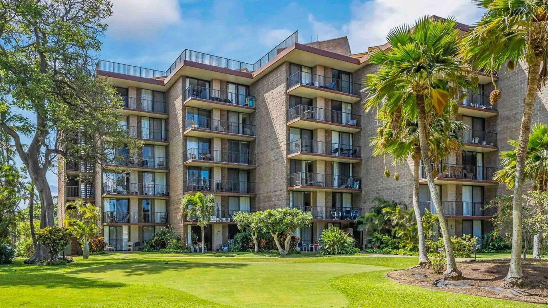 Kauhale Makai Penthouse 607