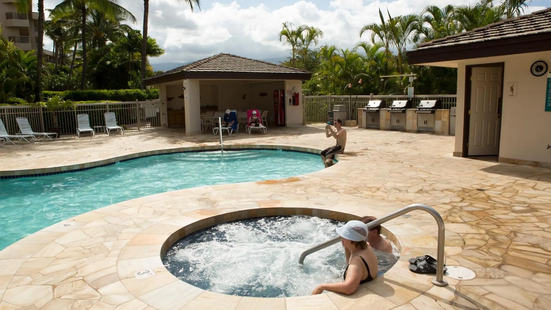 Maui Banyan- Your Away From On Maui! Appartement *