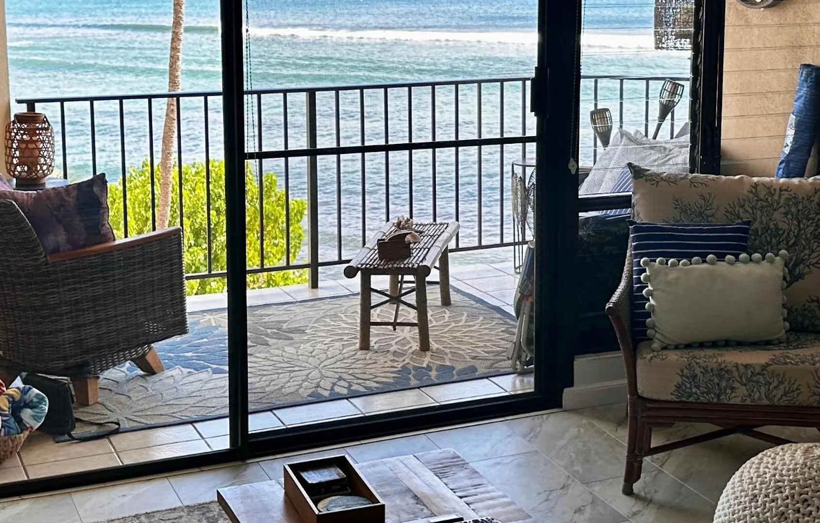 Apartamento Place Is Different!! Award Winning! Oceanfront, View View!