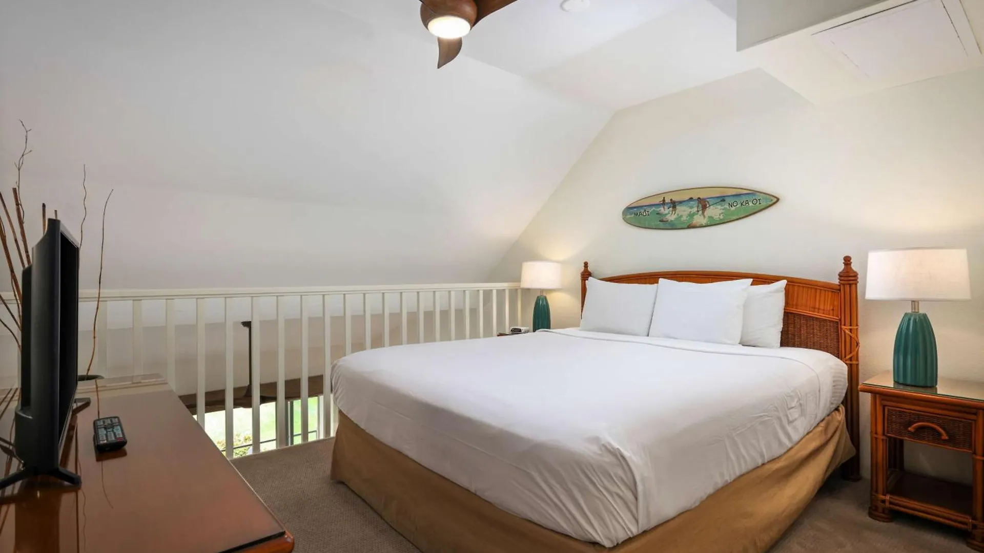 Aston Maui Kaanapali 4*