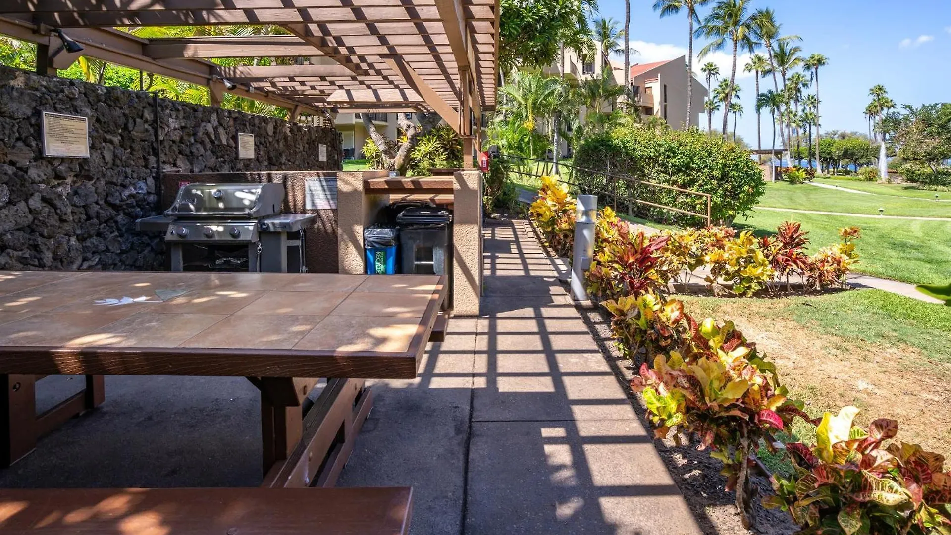 Spectacular Penthouse At Kamaole Sands Oceanview *