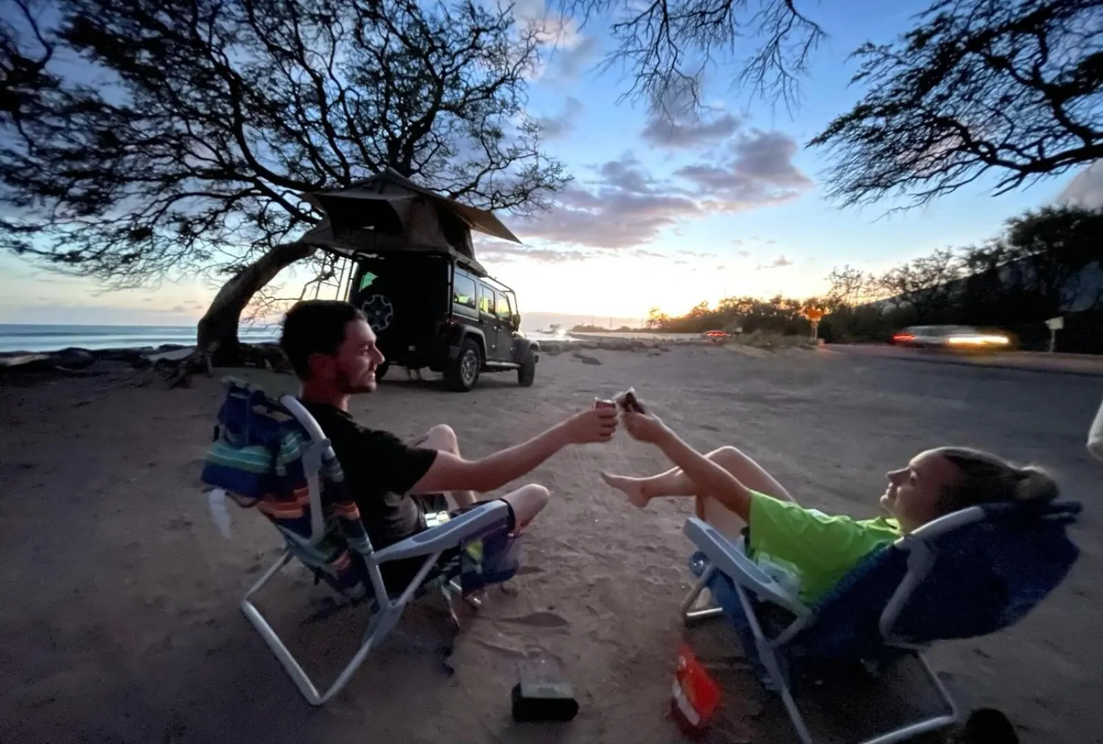 Hotel Campcar Maui Jeeps Suvs Hybrid Camper With Equipment And Travel Advice 5*