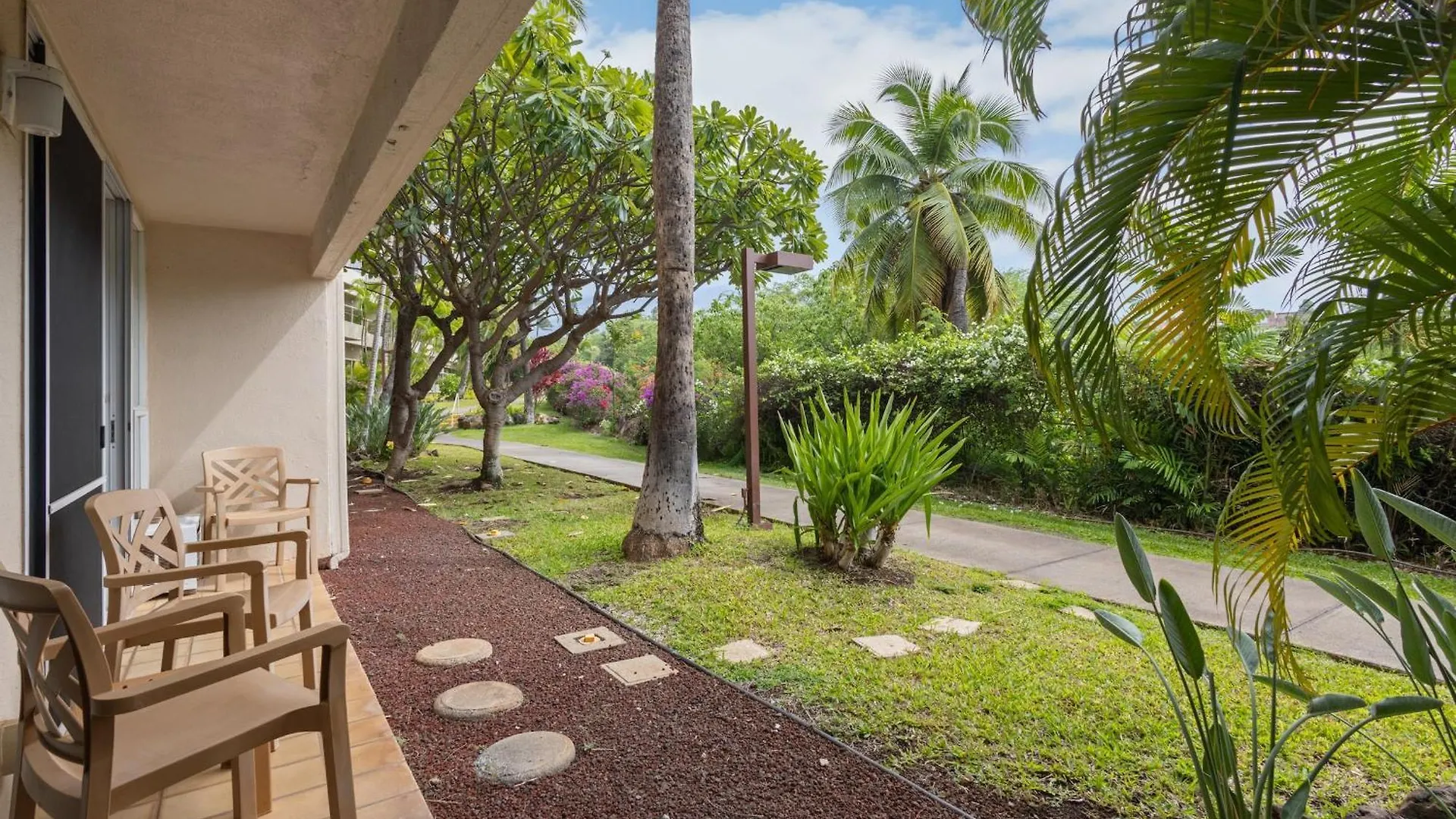 Charming & Updated Maui Banyan 2 Bath Сasa de vacaciones Wailea (Maui)