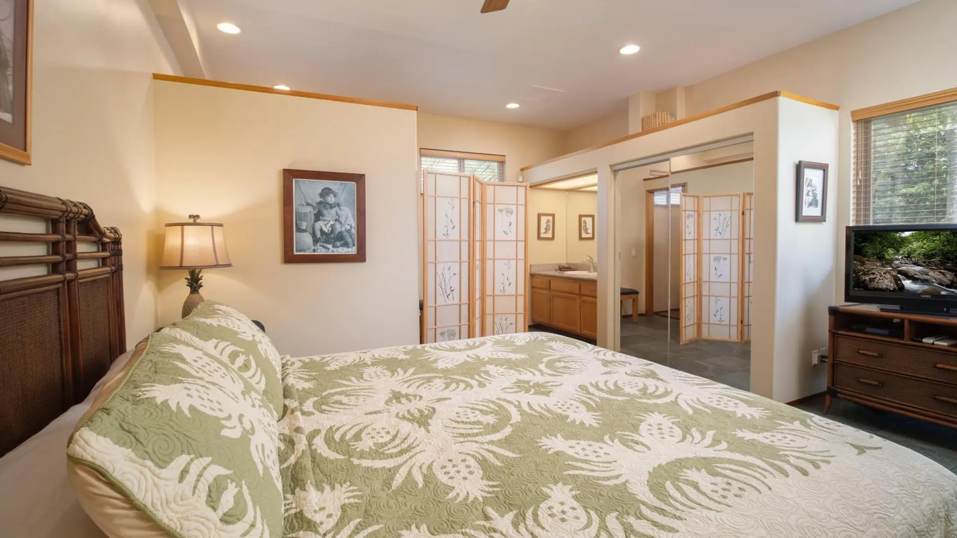 Aloha Aku Hula - Find Peace By The Shore Apartment *