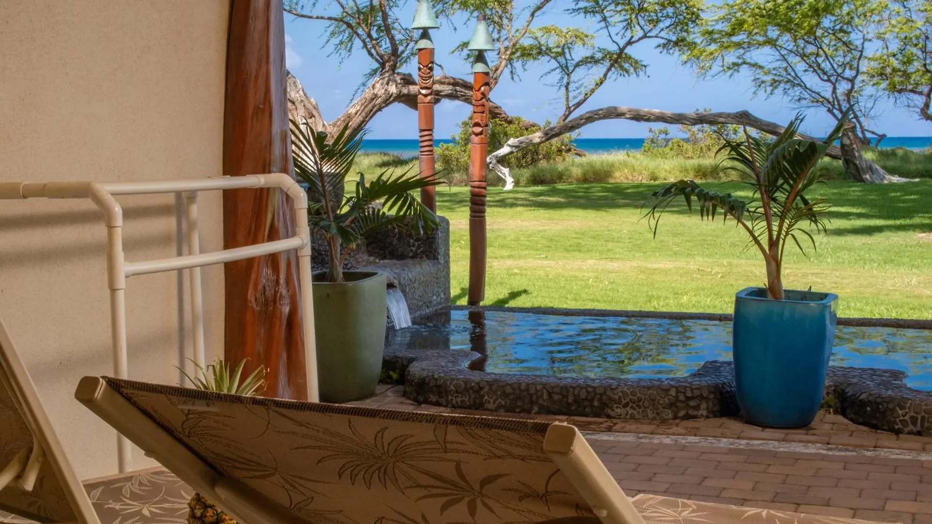 Aloha Aku Bamboo - Discover Beachfront Serenity Kihei