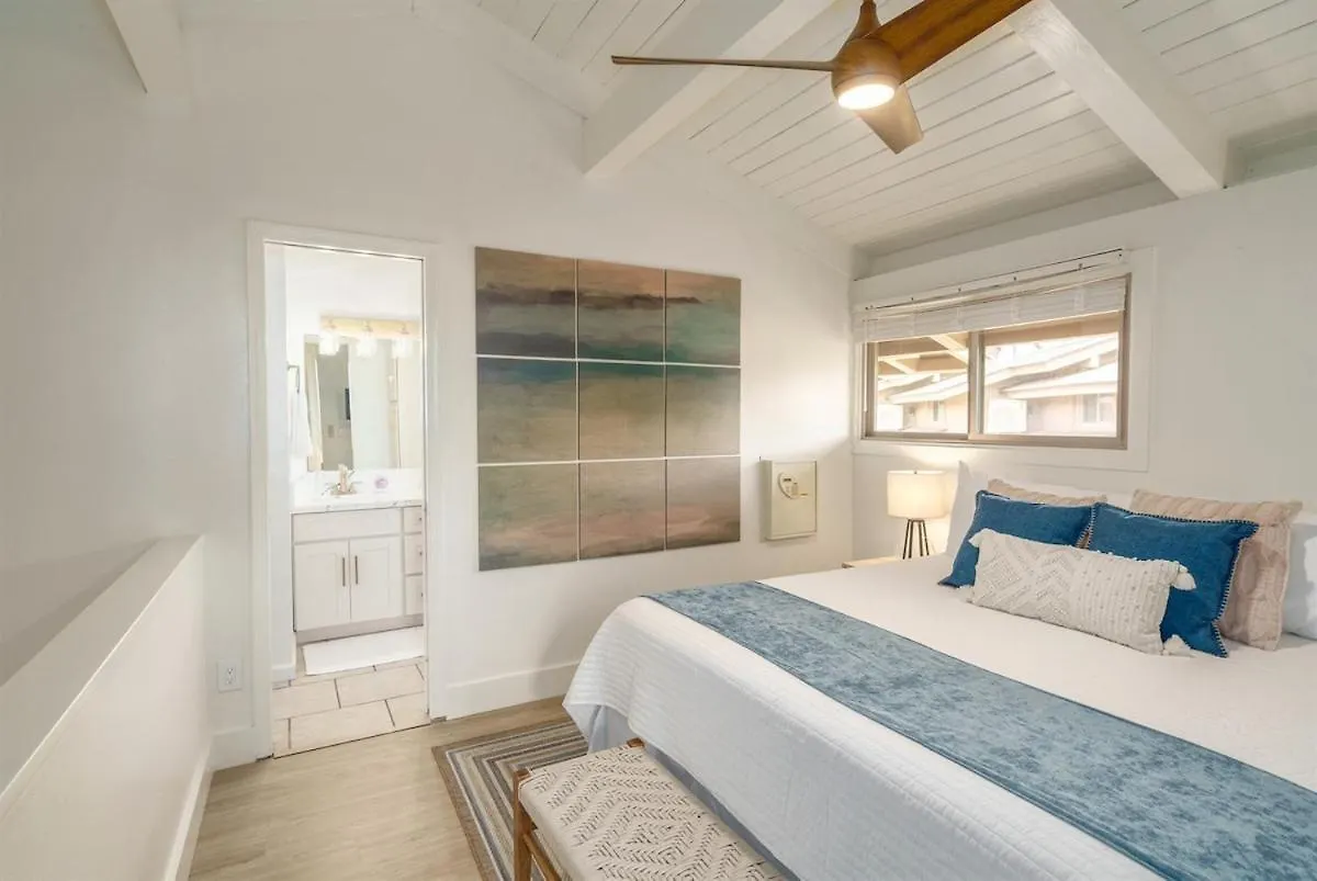 Beachfront Condo—3 Bedrooms—fully Renovated