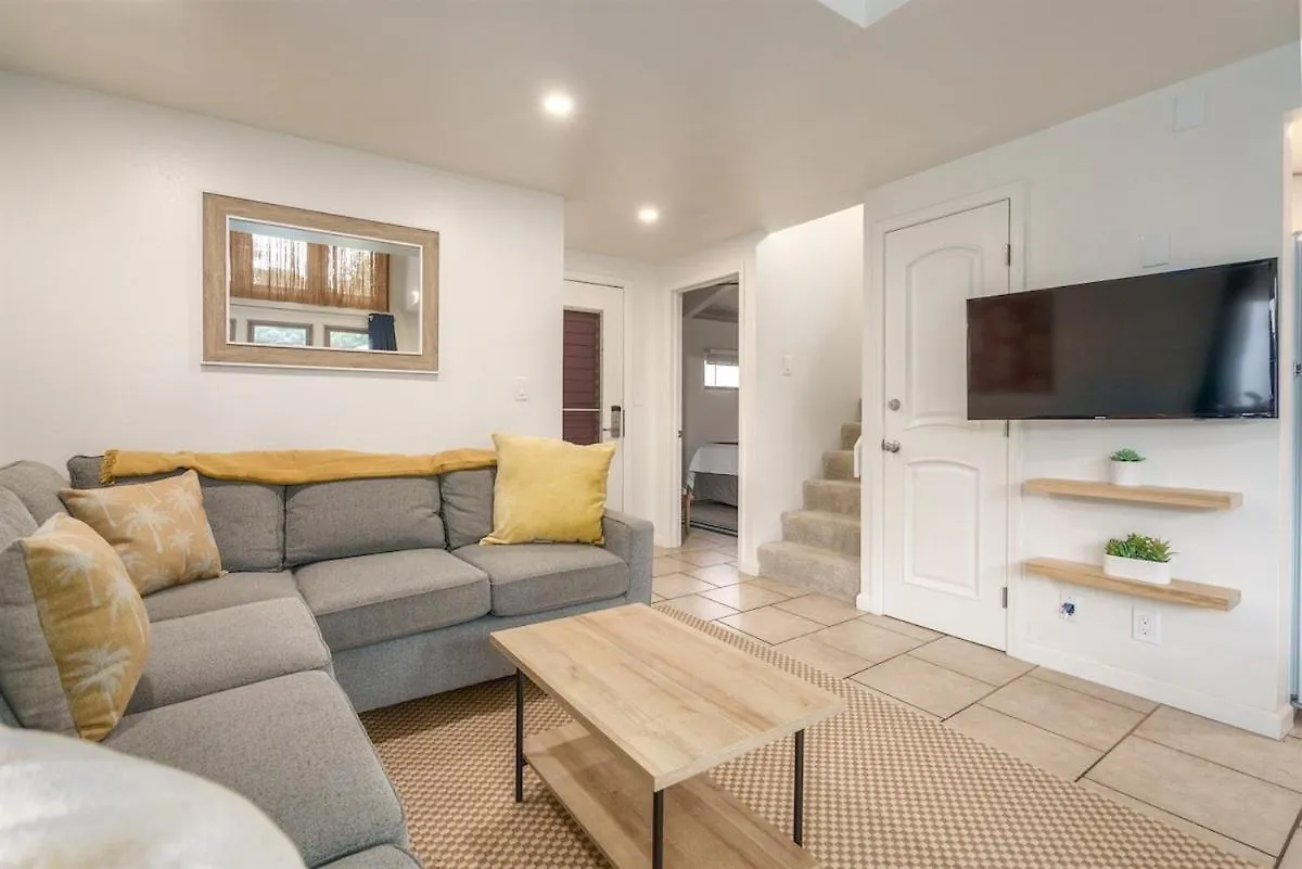 Beachfront Condo—3 Bedrooms—fully Renovated * Kihei