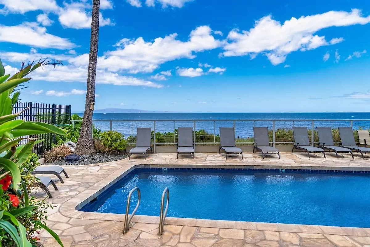 Beachfront Condo—3 Bedrooms—fully Renovated *