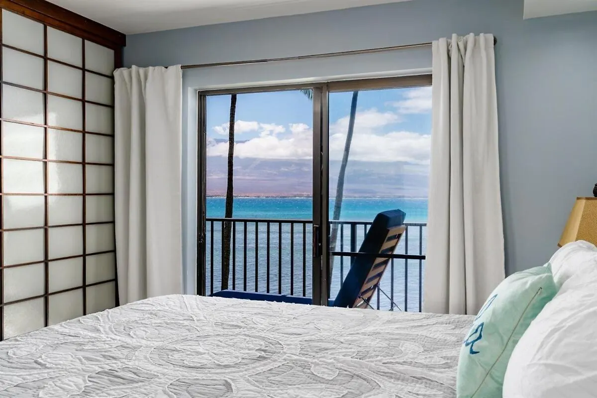 Oceanfront Abode Remodeled In 2021 Sleeps 6 * Wailuku