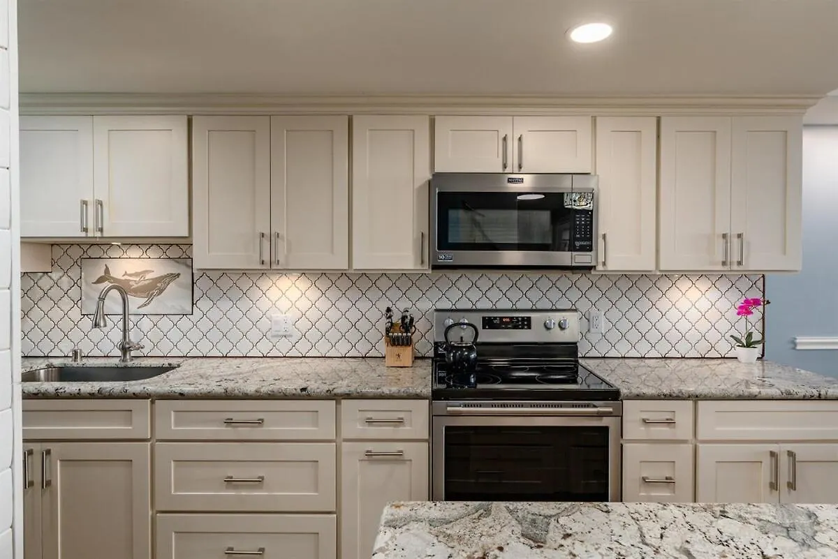 Oceanfront Abode Remodeled In 2021 Sleeps 6 Hébergement de vacances Wailuku