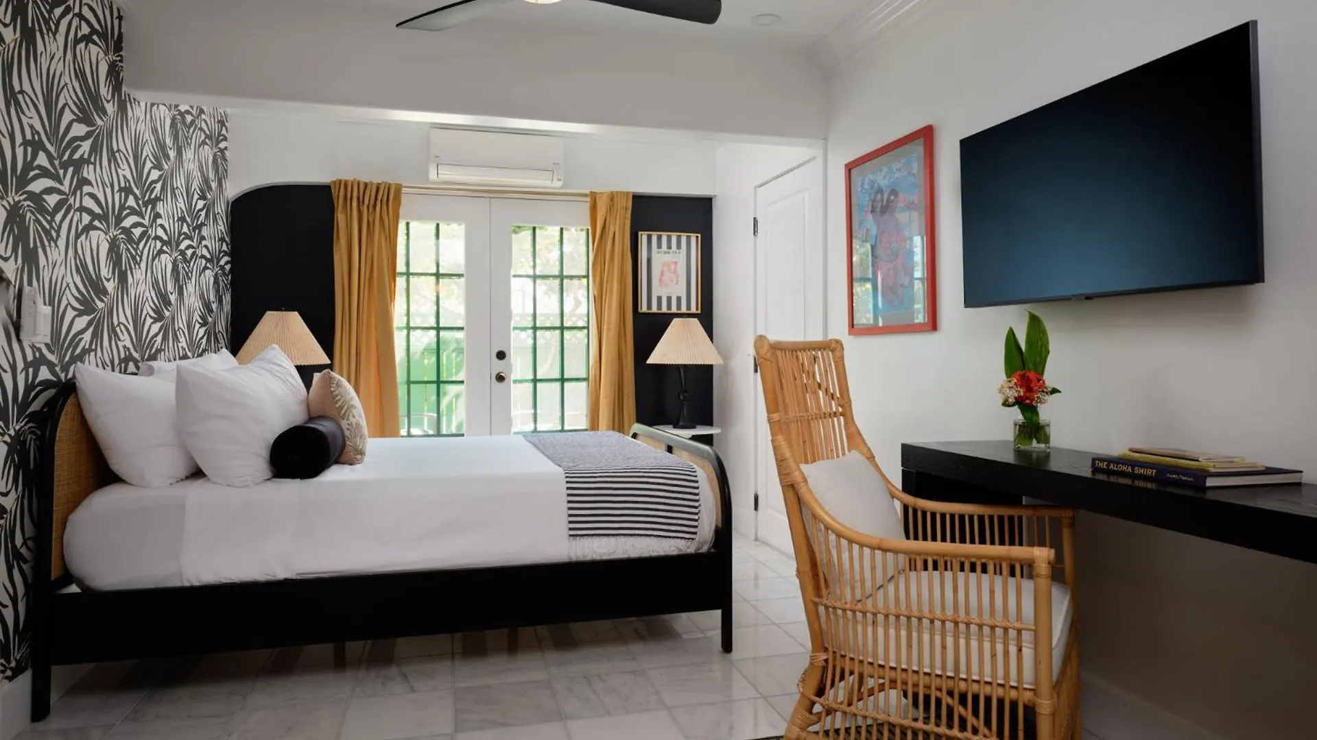 The Historic Maui 3* Wailuku