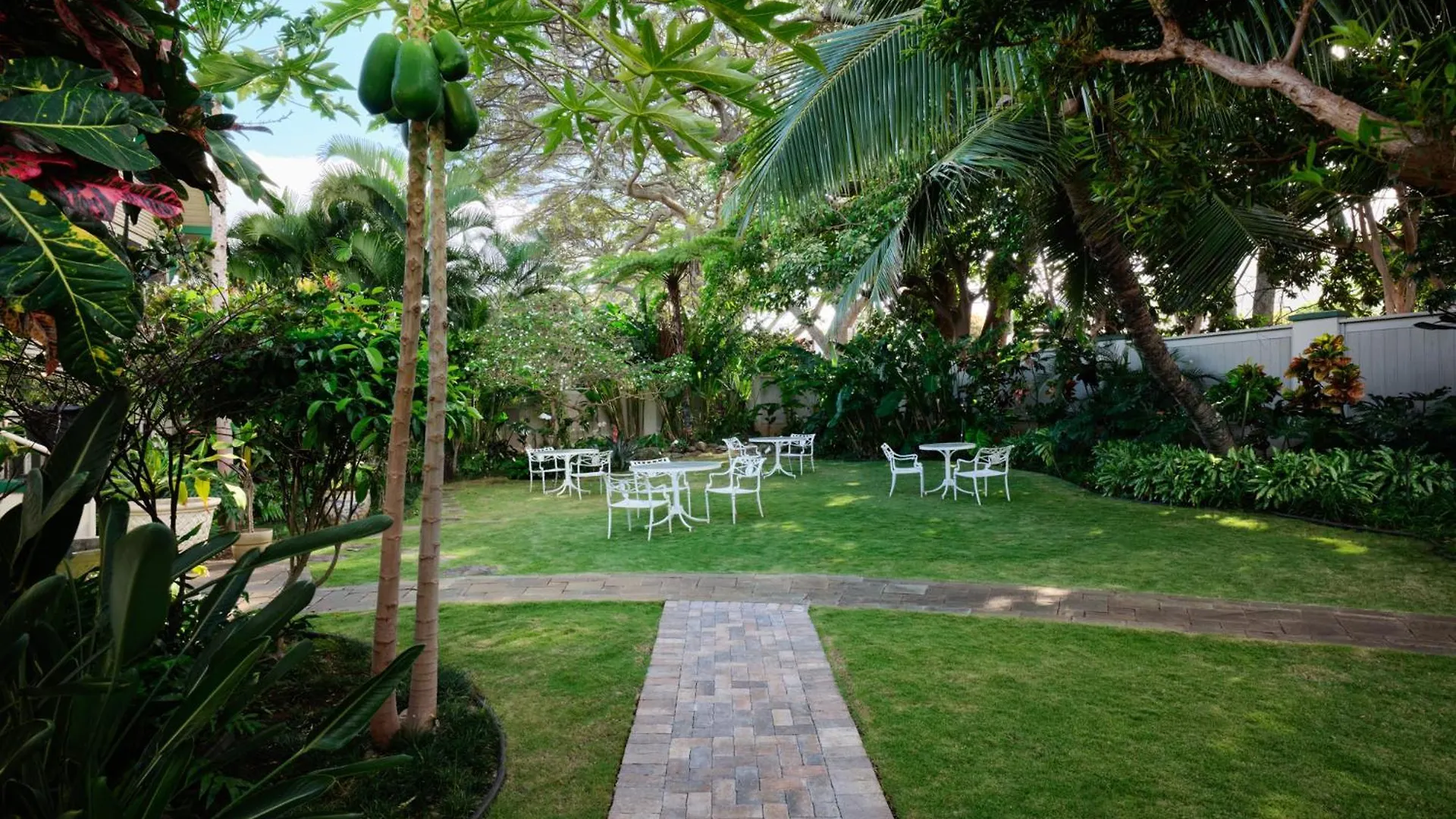 Guest house The Historic Maui 3*