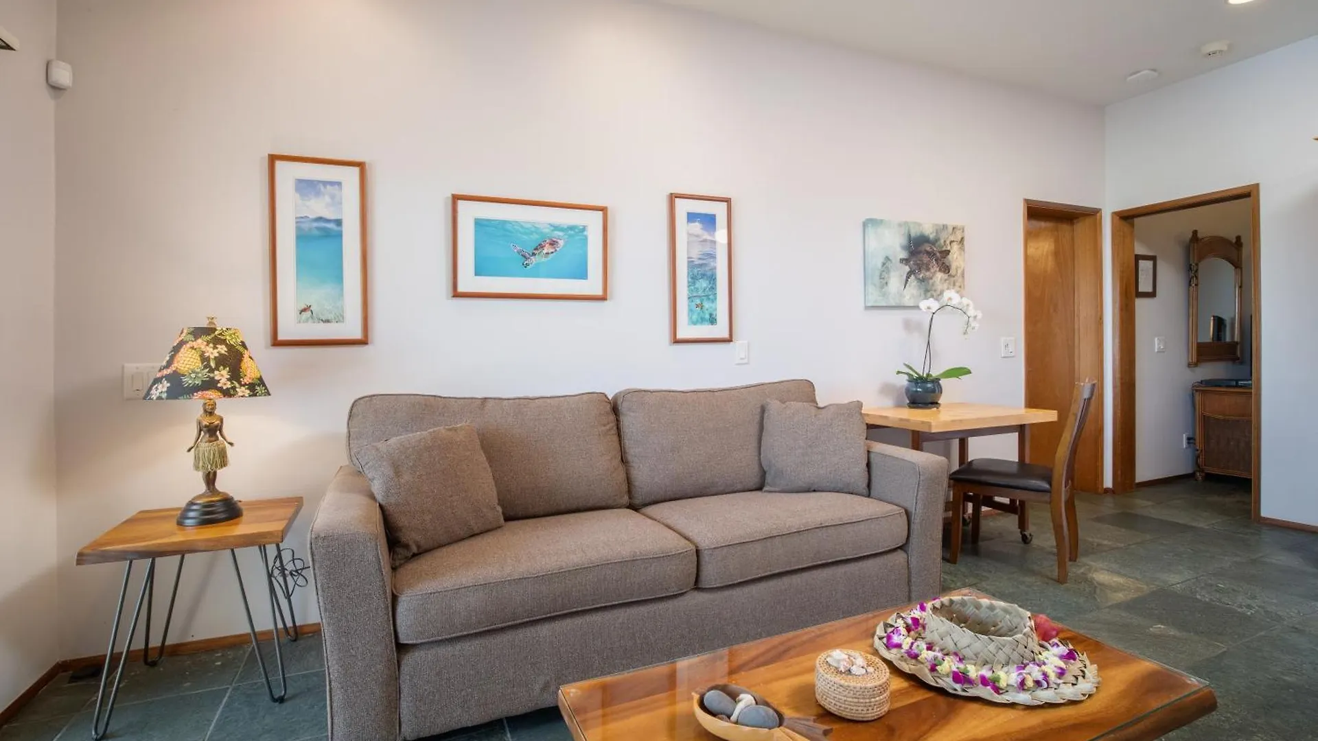 Aloha Aku Honu - Experience The Spirit Of Aloha