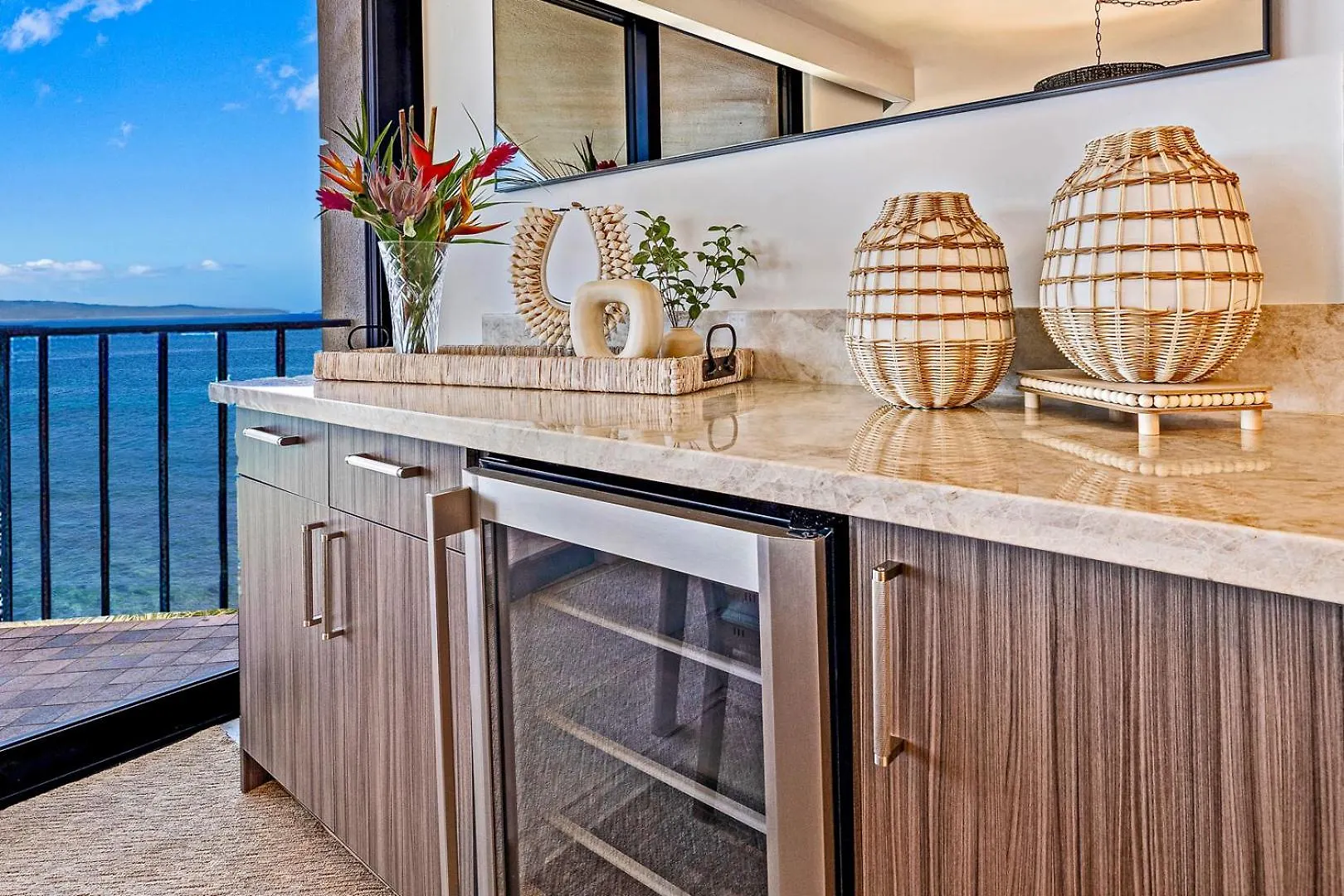 아파트 Kaanapali Shores 702 *