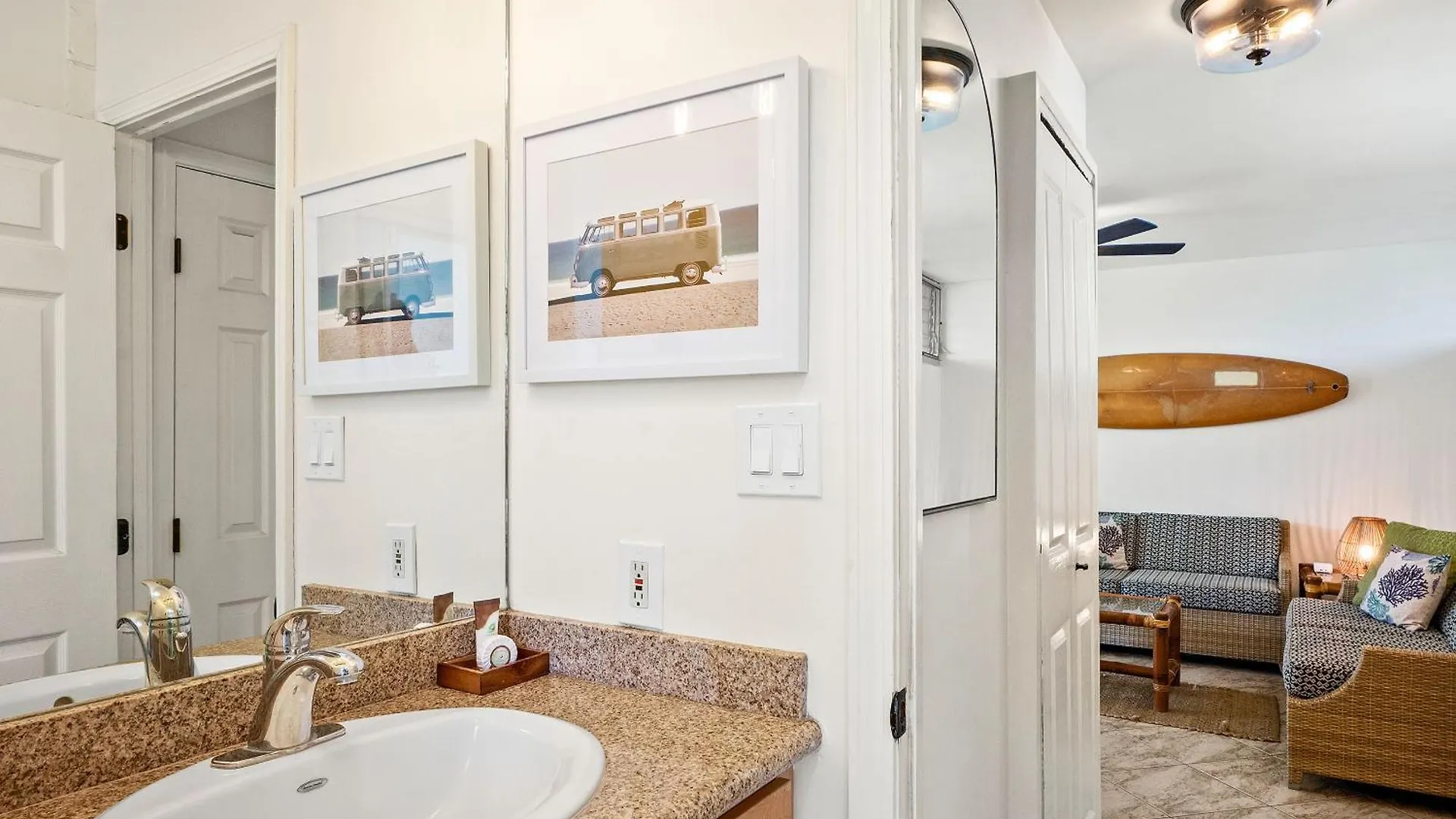 Kamaole Nalu 301 - Stunning Ocean Views, Renovated Feriehus