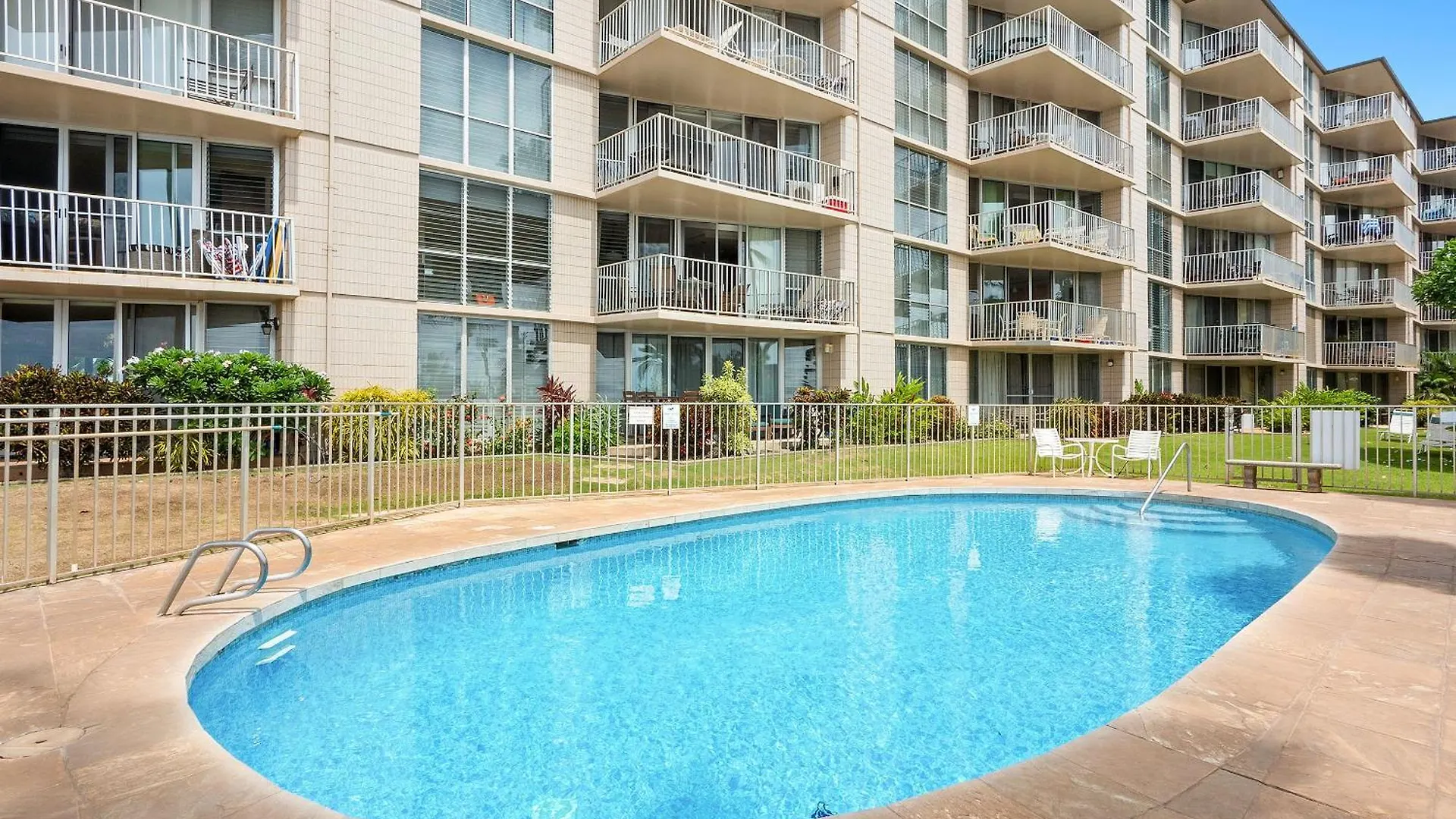 Kamaole Nalu 301 - Stunning Ocean Views, Renovated *
