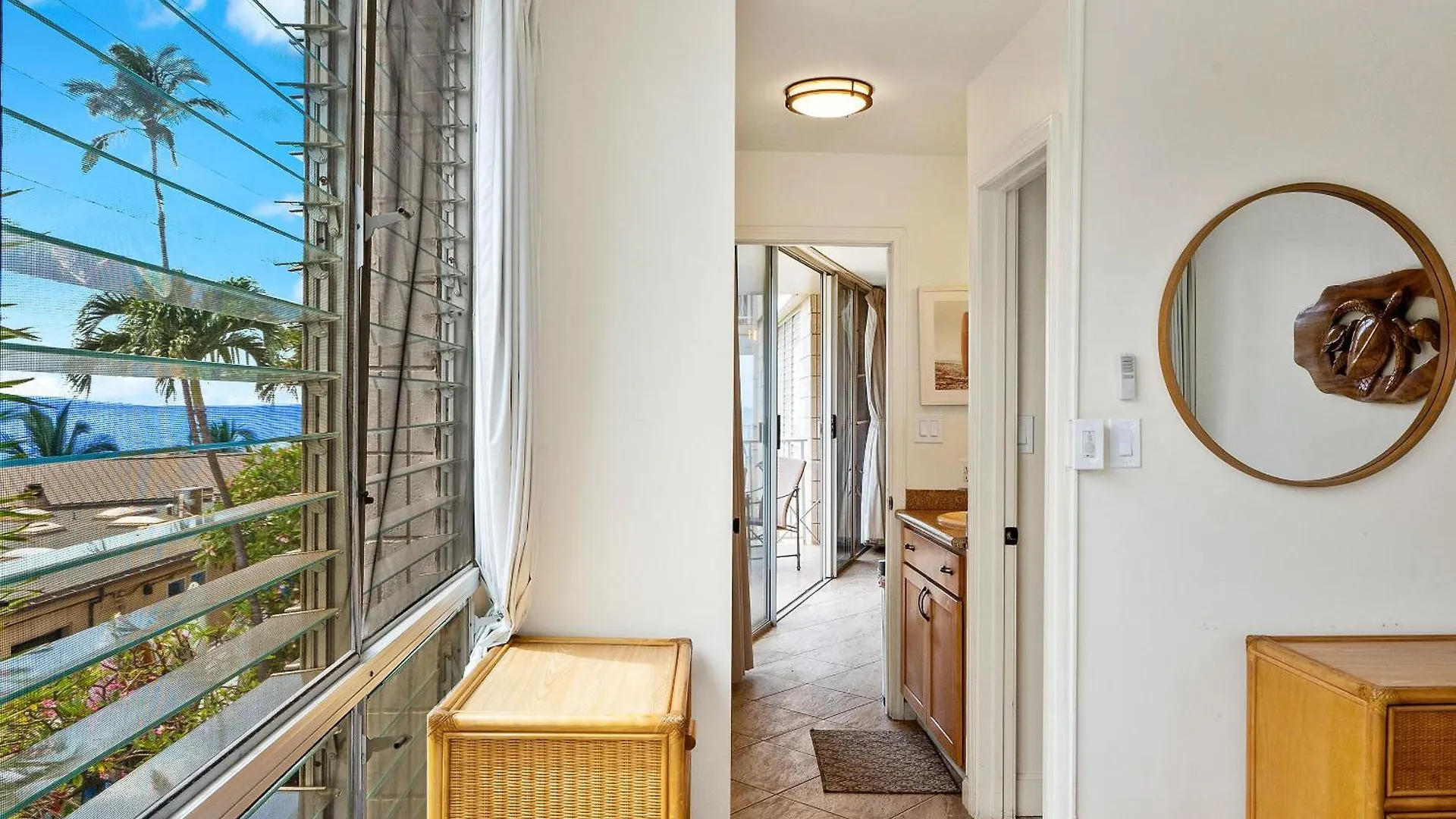 Kamaole Nalu 301 - Stunning Ocean Views, Renovated Feriehus *