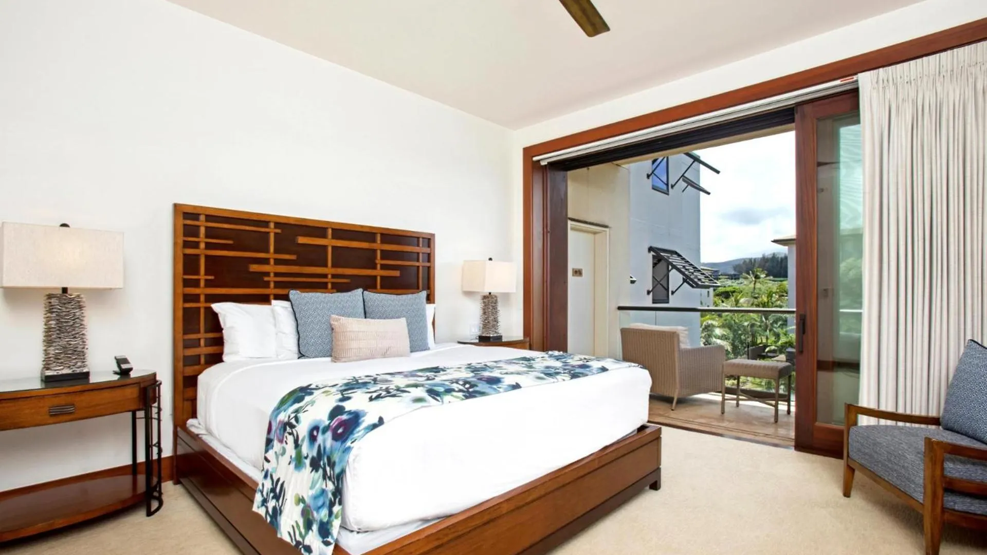 Kbm Free Car Hale Makaiatmontagekapalua Bay Beachfront *
