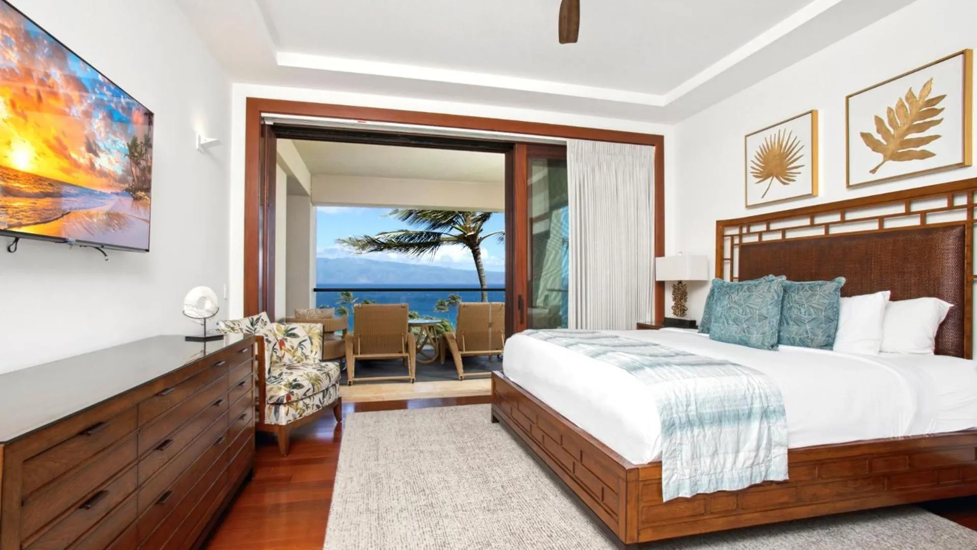 Kbm Free Car Hale Makaiatmontagekapalua Bay Beachfront Apartment Kapalua