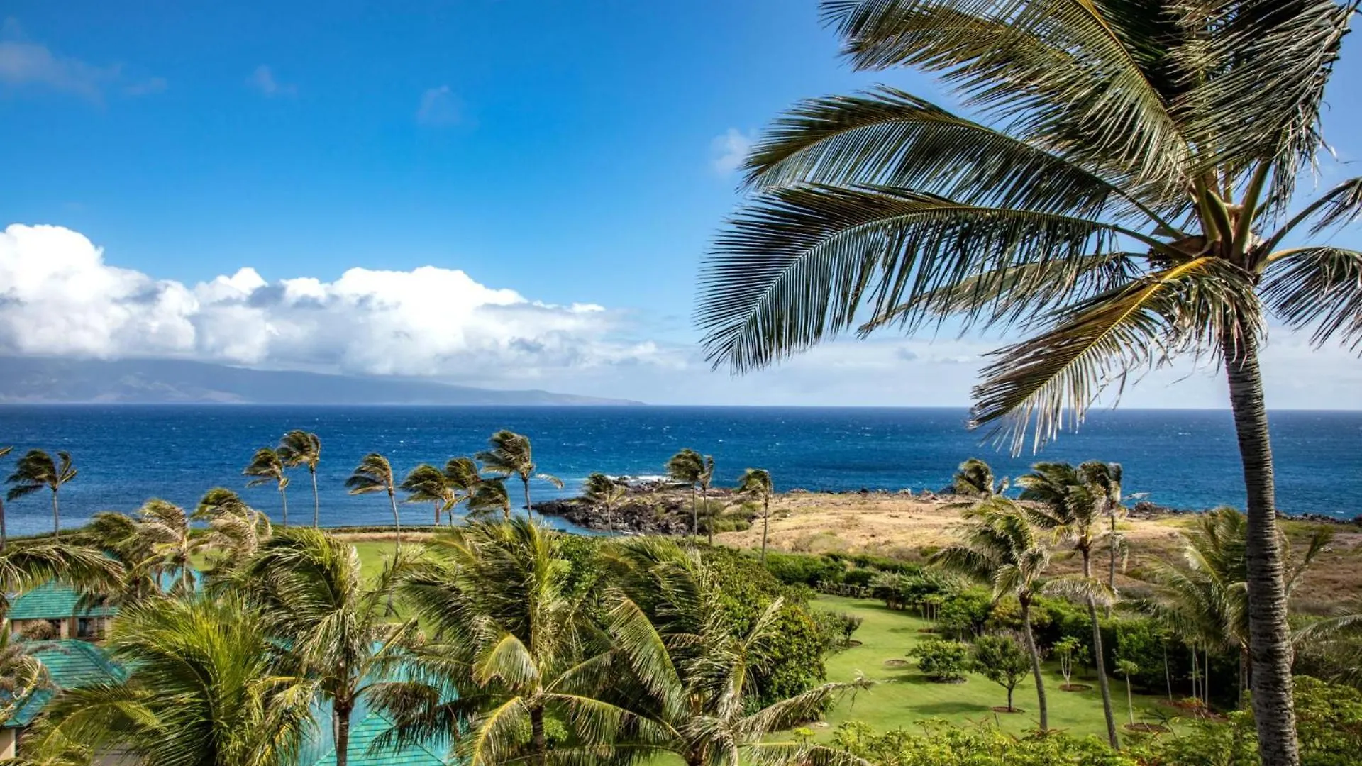 Kbm Free Car Hale Makaiatmontagekapalua Bay Beachfront Apartment Kapalua