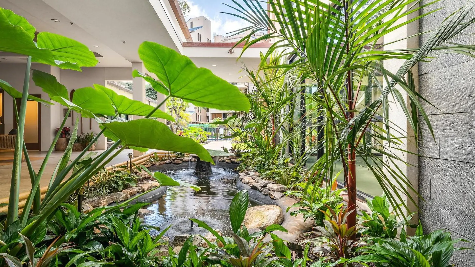 Valley Isle 304