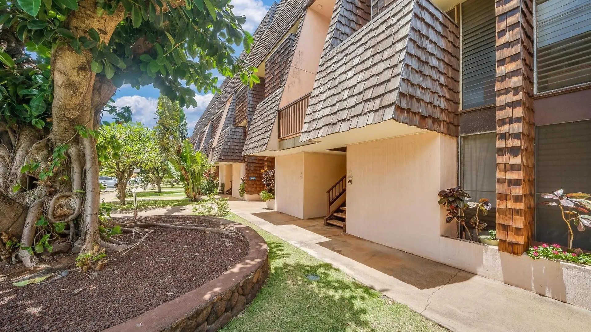 Kulakane 105 Kahana