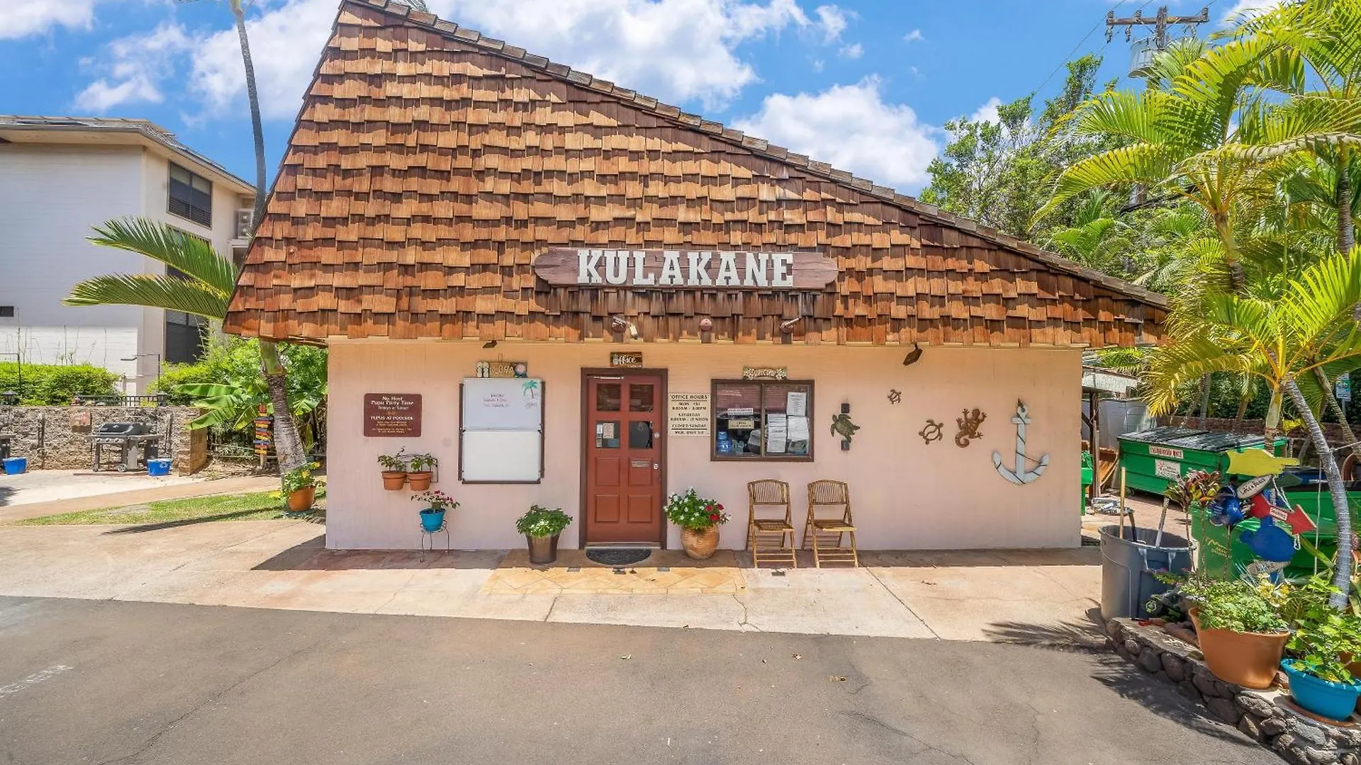 Kulakane 105 * Kahana