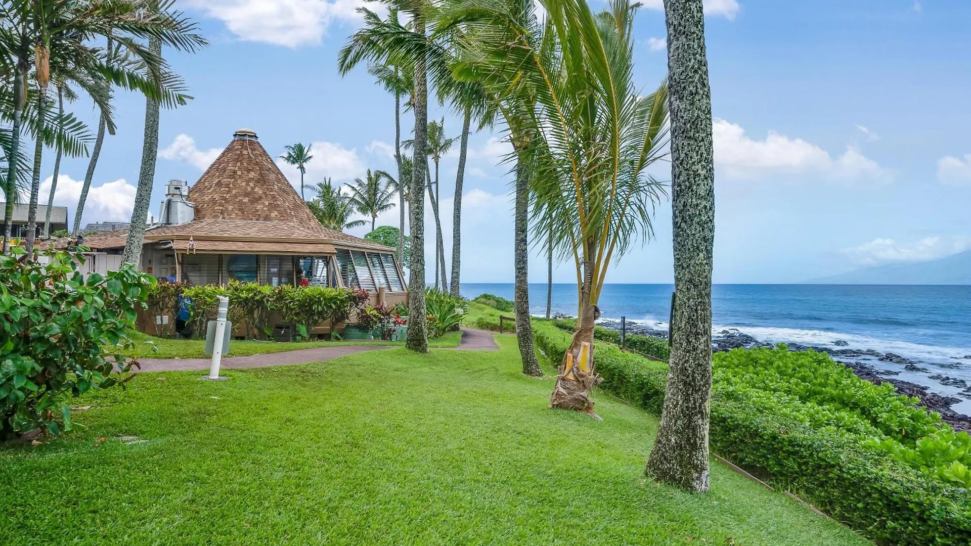 Napili Shores D127 * Kahana