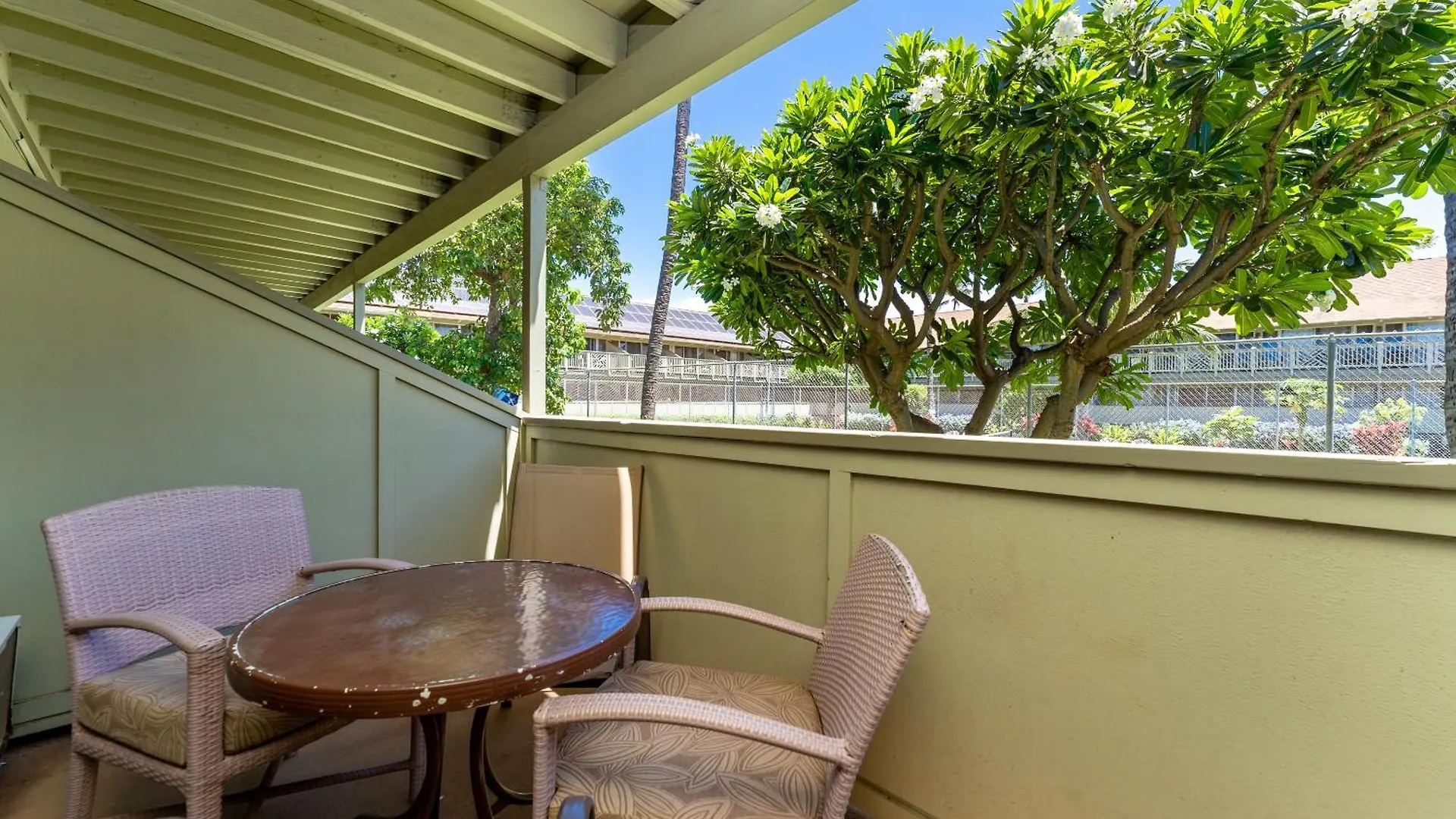 Beautiful Hideaway Across The Lsv02