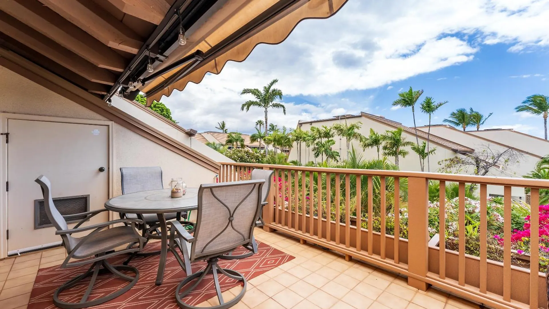New Luxury, Family 2-2, Walk To Beach, Ocean View Lsv12