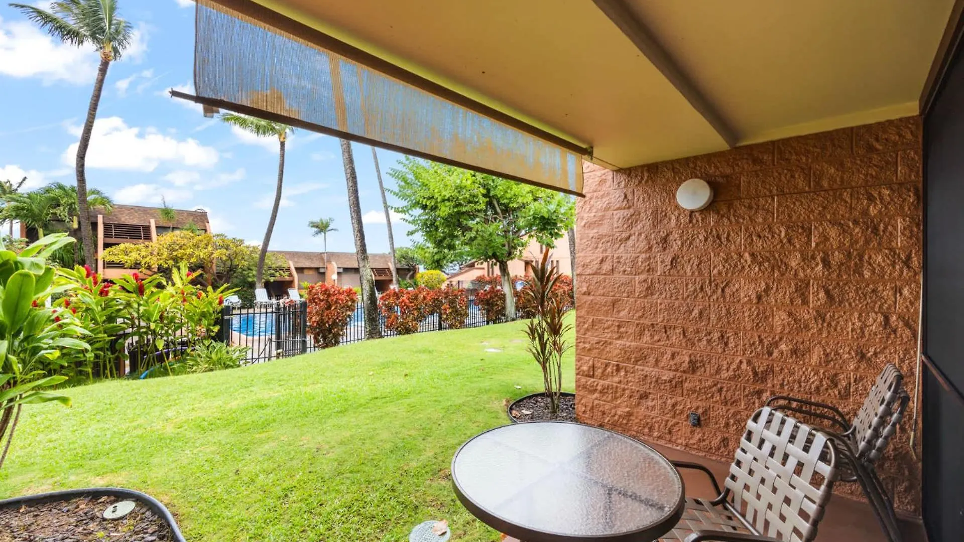 Kuleana Club #306 - Pool View - 1bedroom & 1 Bathroom - Ground Floor بيت للعطل