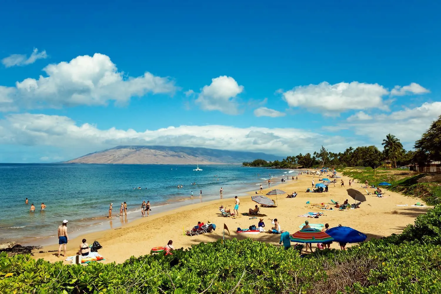 Stylish Maui Loft Split Ac Ocean Views Lanai *
