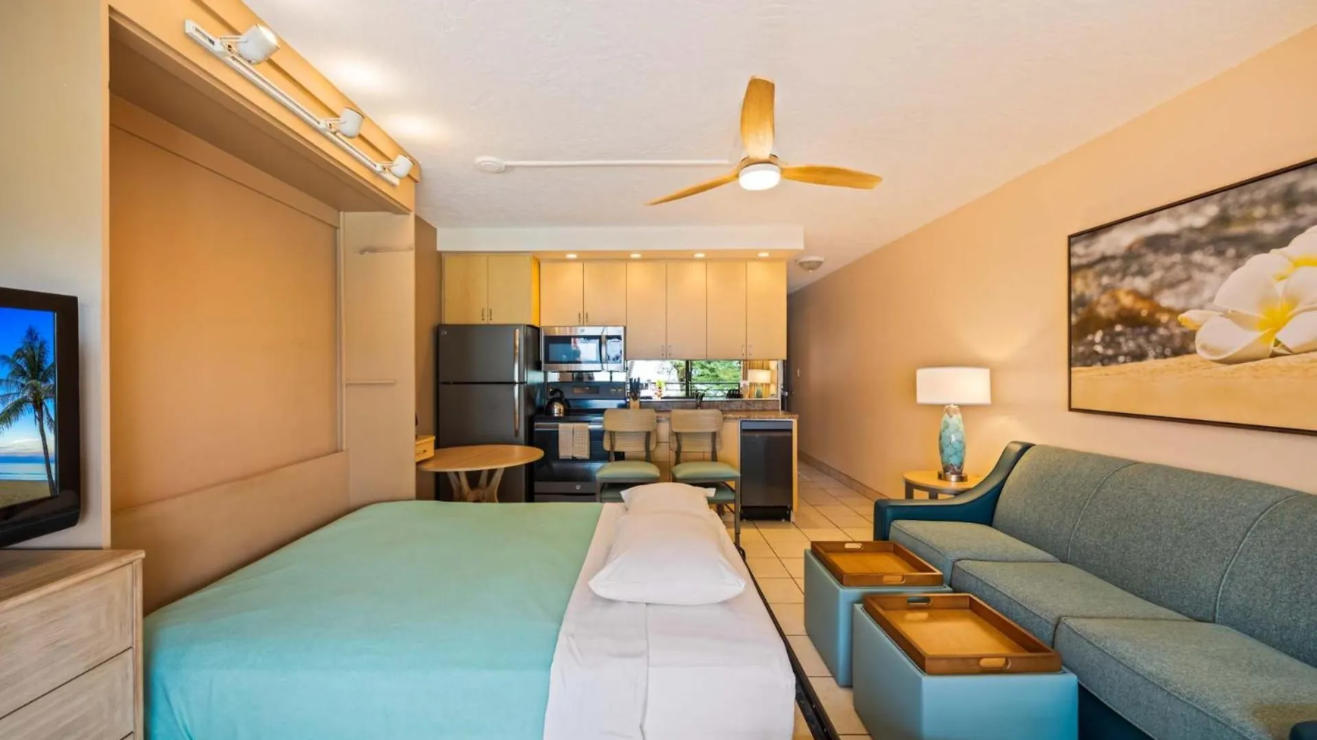 Kuleana Club #715 Oceanfront - 1 Bedroom & 1 Bathroom - 2nd Floor * Kahana