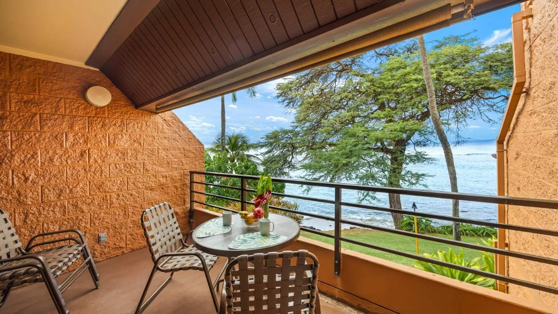 Holiday home Kuleana Club #715 Oceanfront - 1 Bedroom & 1 Bathroom - 2nd Floor Kahana