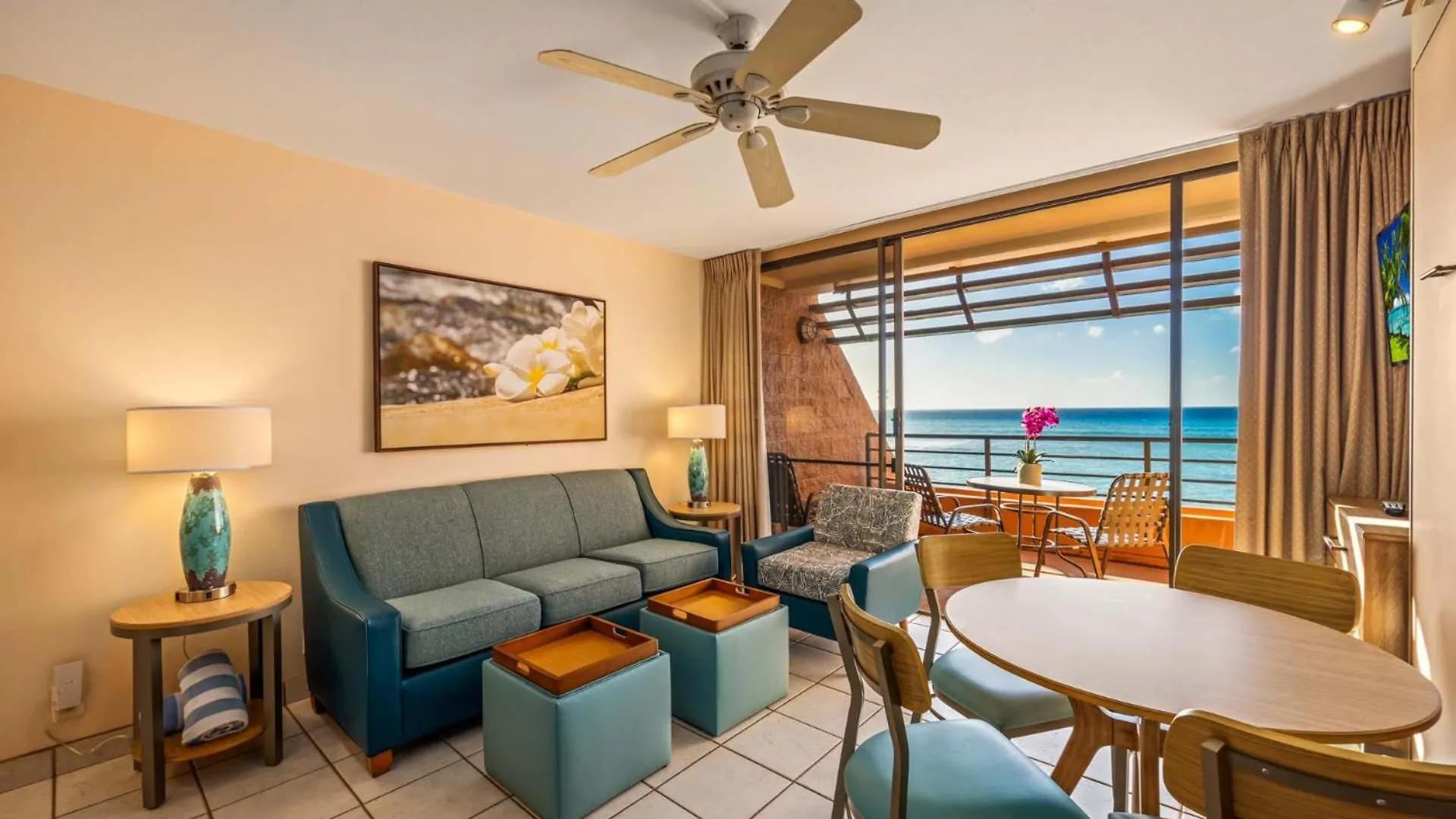 Kuleana Club #615 Oceanfront - 1 Bedroom & 1 Bathroom - Gated 2nd Fl Holiday home Kahana