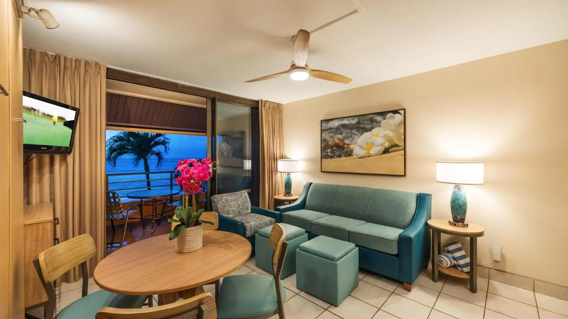 Kuleana Club #412 Oceanfront - 1 Bedroom & 1 Bathroom - Gated 2nd Fl * Kahana