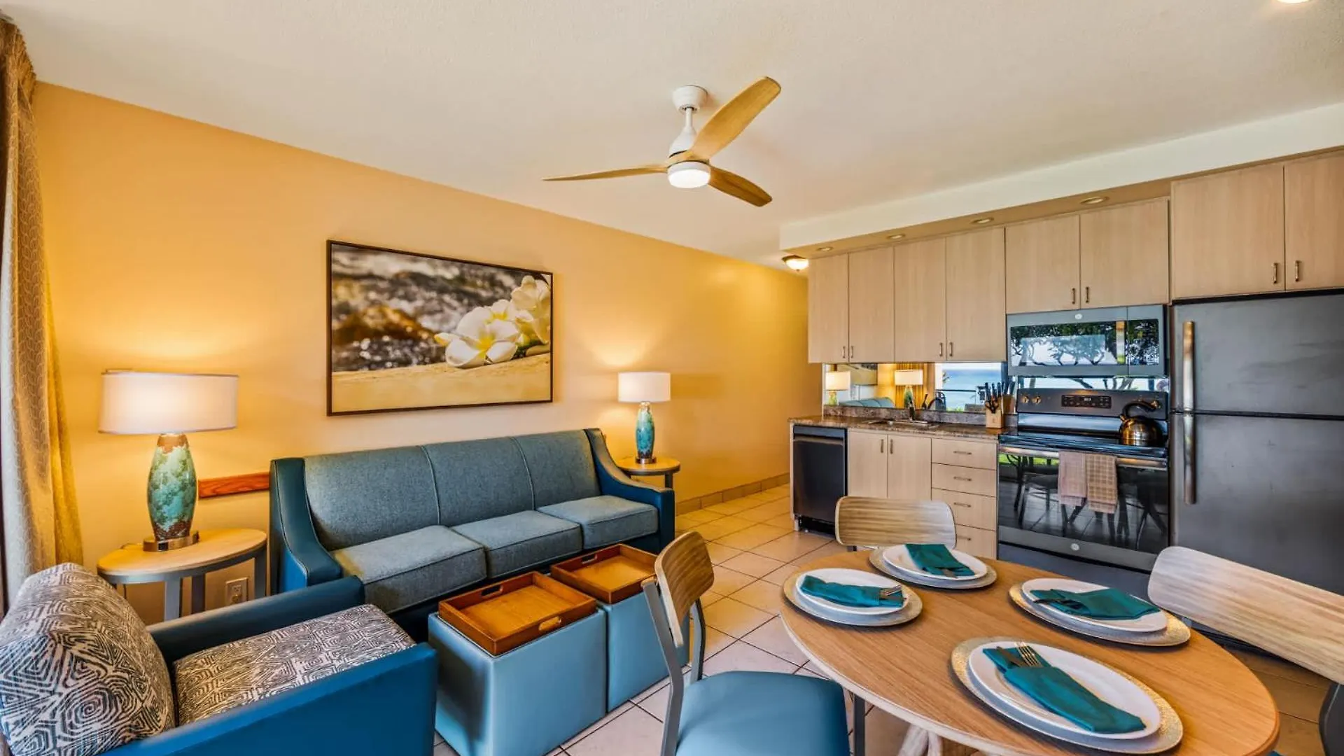 Kuleana Club #402 Oceanfront 1bedroom 1 Bathroom - Gated Holiday home Kahana