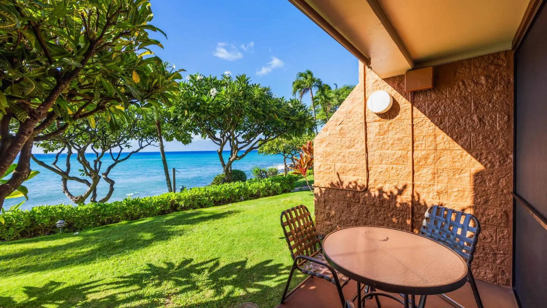 Kuleana Club #402 Oceanfront 1bedroom 1 Bathroom - Gated *