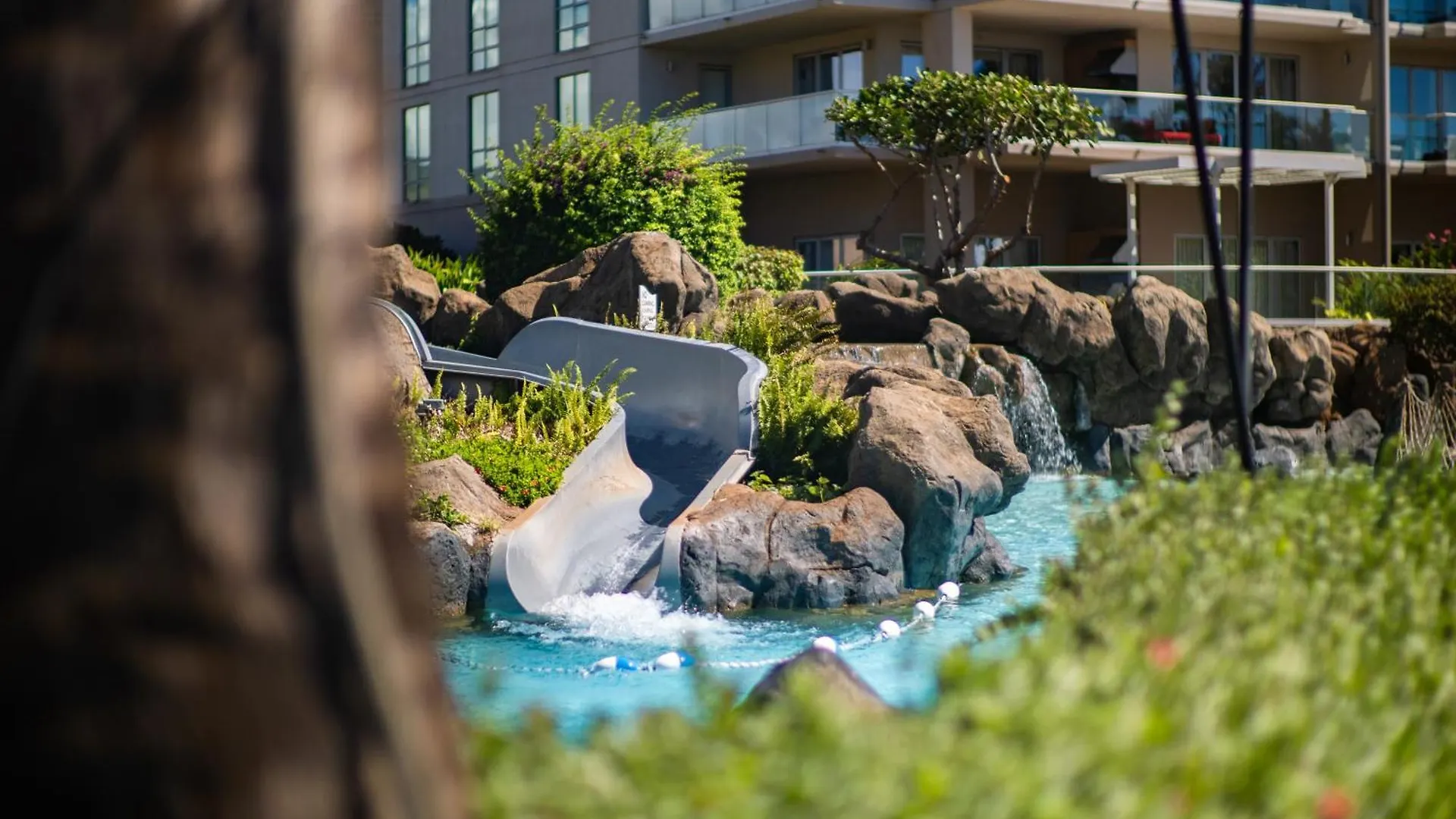 Oceanfront Views Above Dukes - Wrap Around Lanai - Outdoor Kitchen Honua Kai H351 Дом отдыха Лахайна